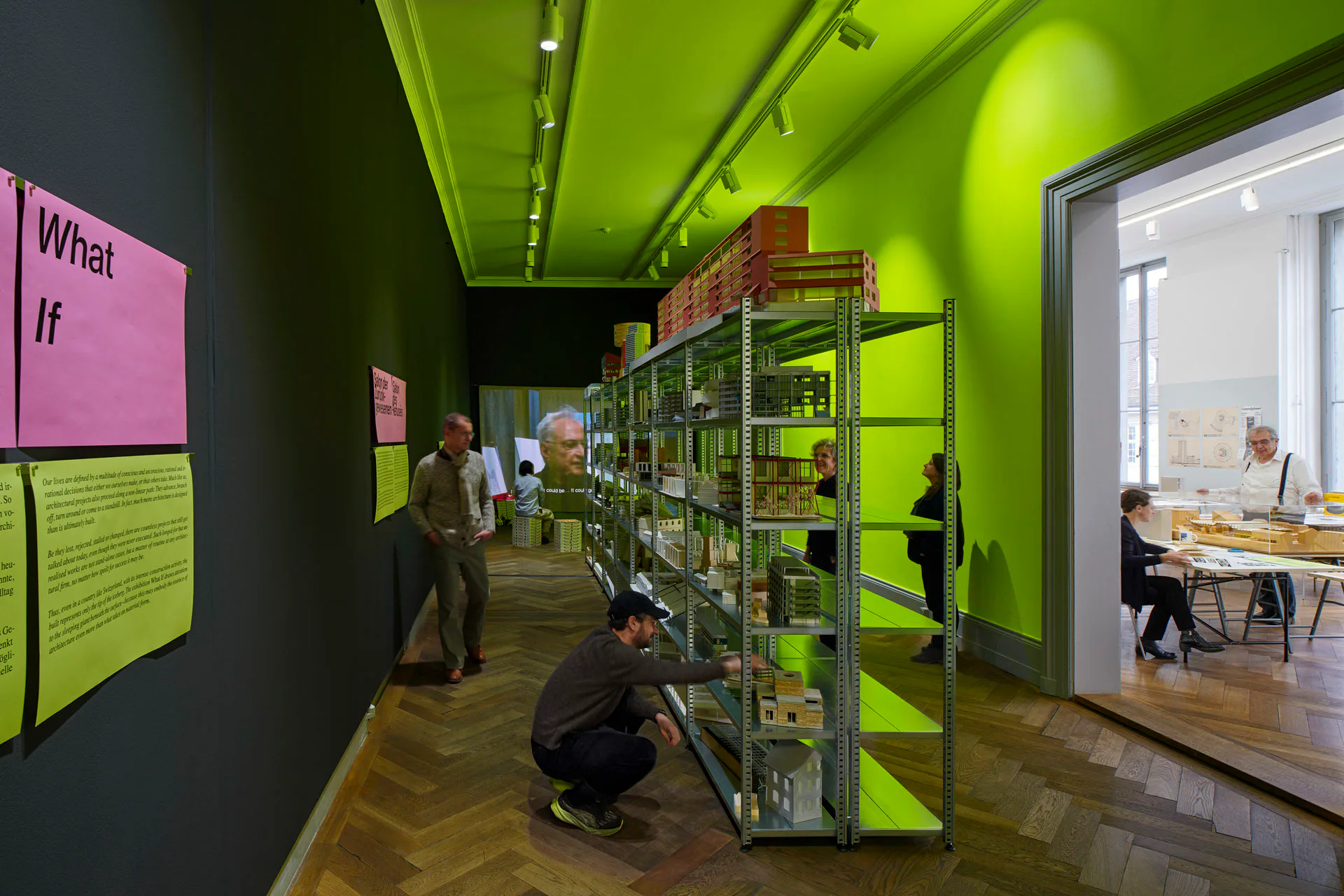 S AM Ausstellungsansicht „Was wäre wenn“