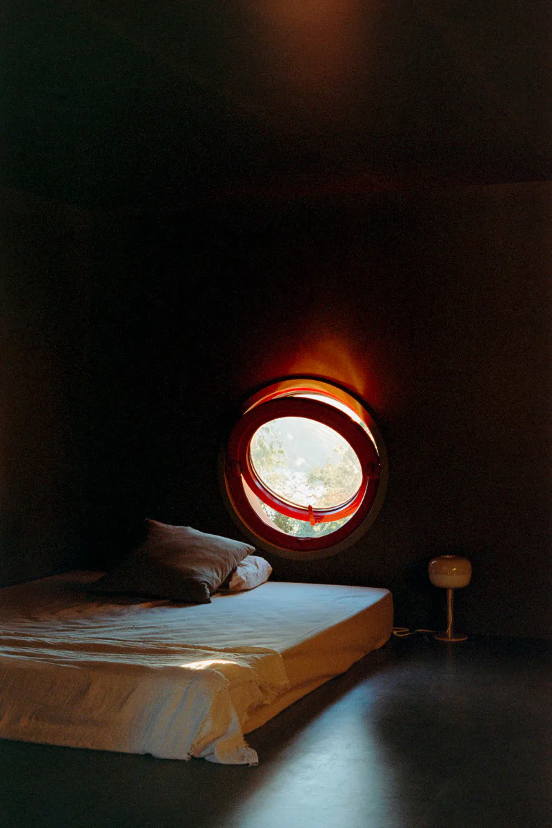 Im ersten Untergeschoss befinden sich zwei Schlafzimmer.