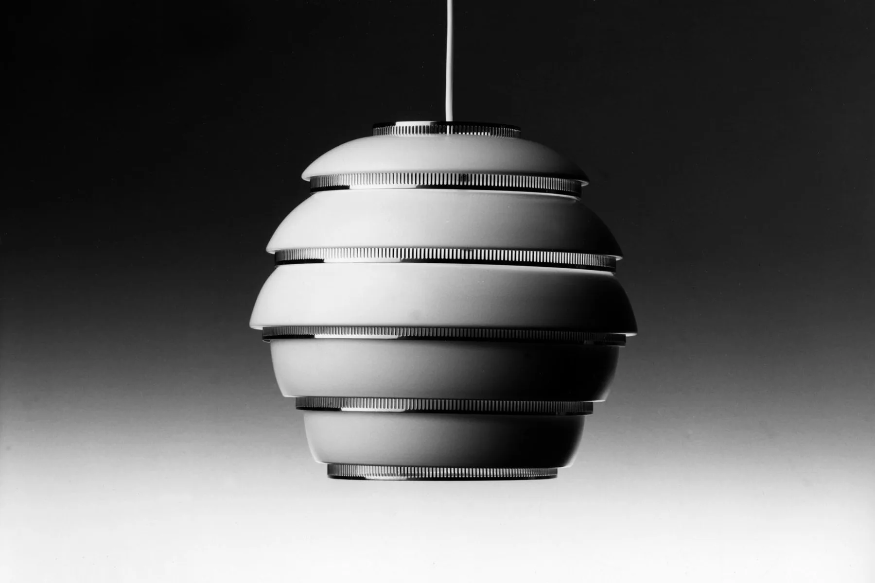 Beehive (A331), 1953
