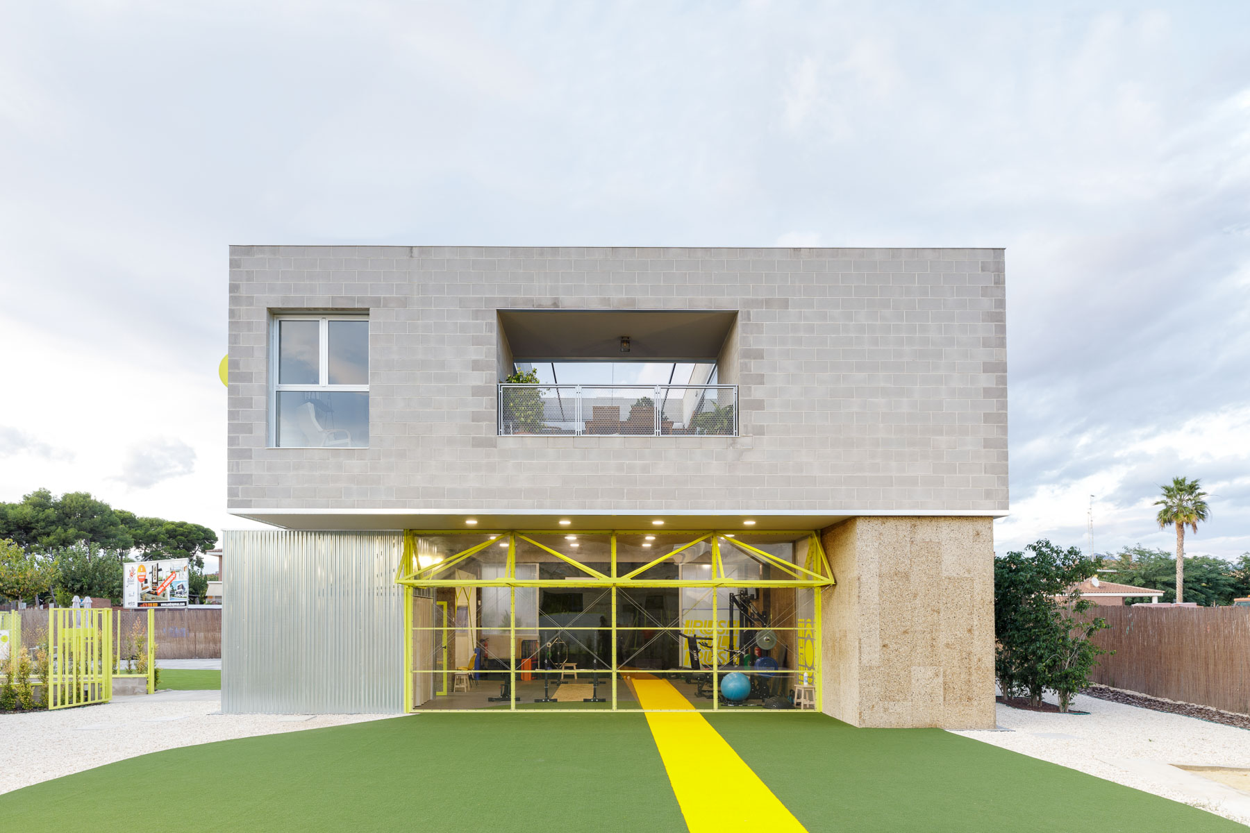 Einfamilienhaus in Alicante von Studio Impepinable