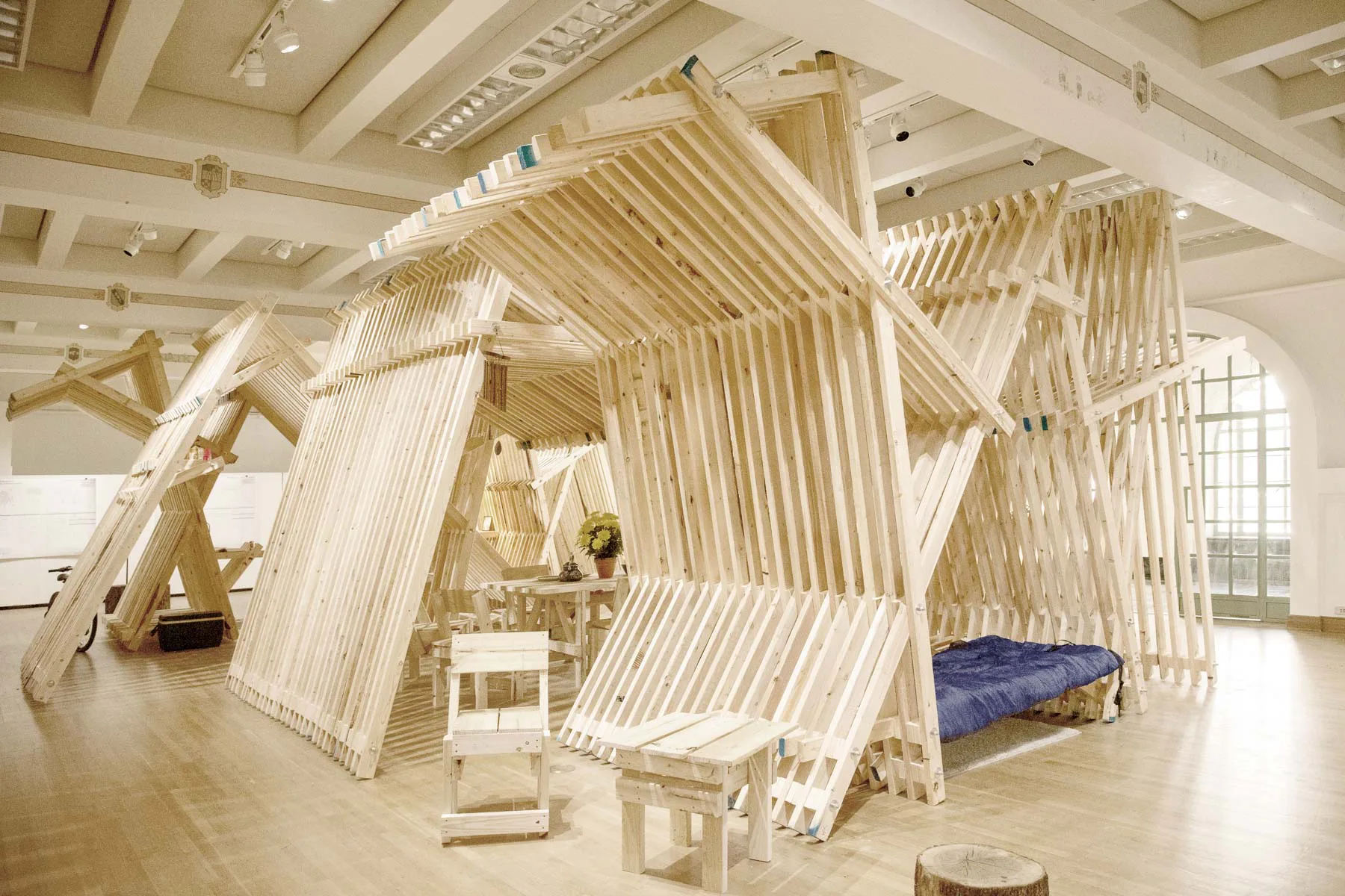 Der Texas 2x4 A-Frame ist ein Prototyp für anpassungsfähige, kostengünstige und klimafreundliche Wohnbebauung.