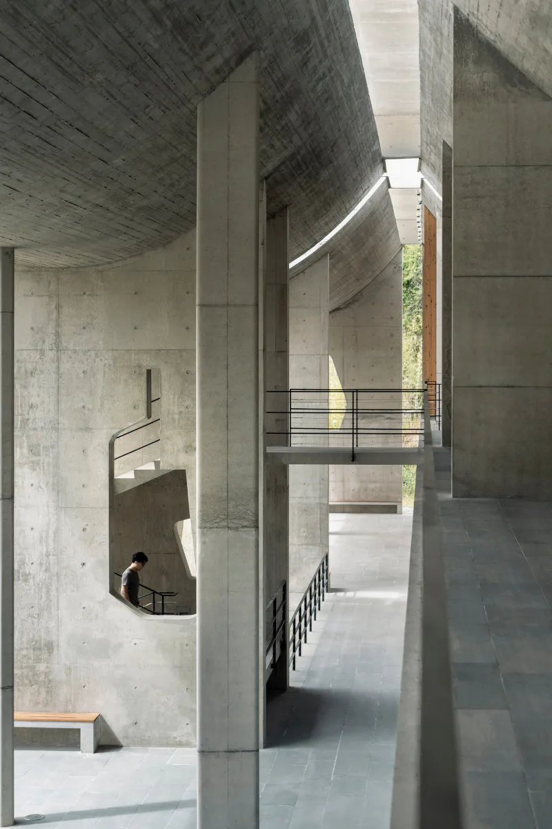 Zijing International Conference Camp, Colonnade space and the second floor platform of Conference Hall Ⅱ