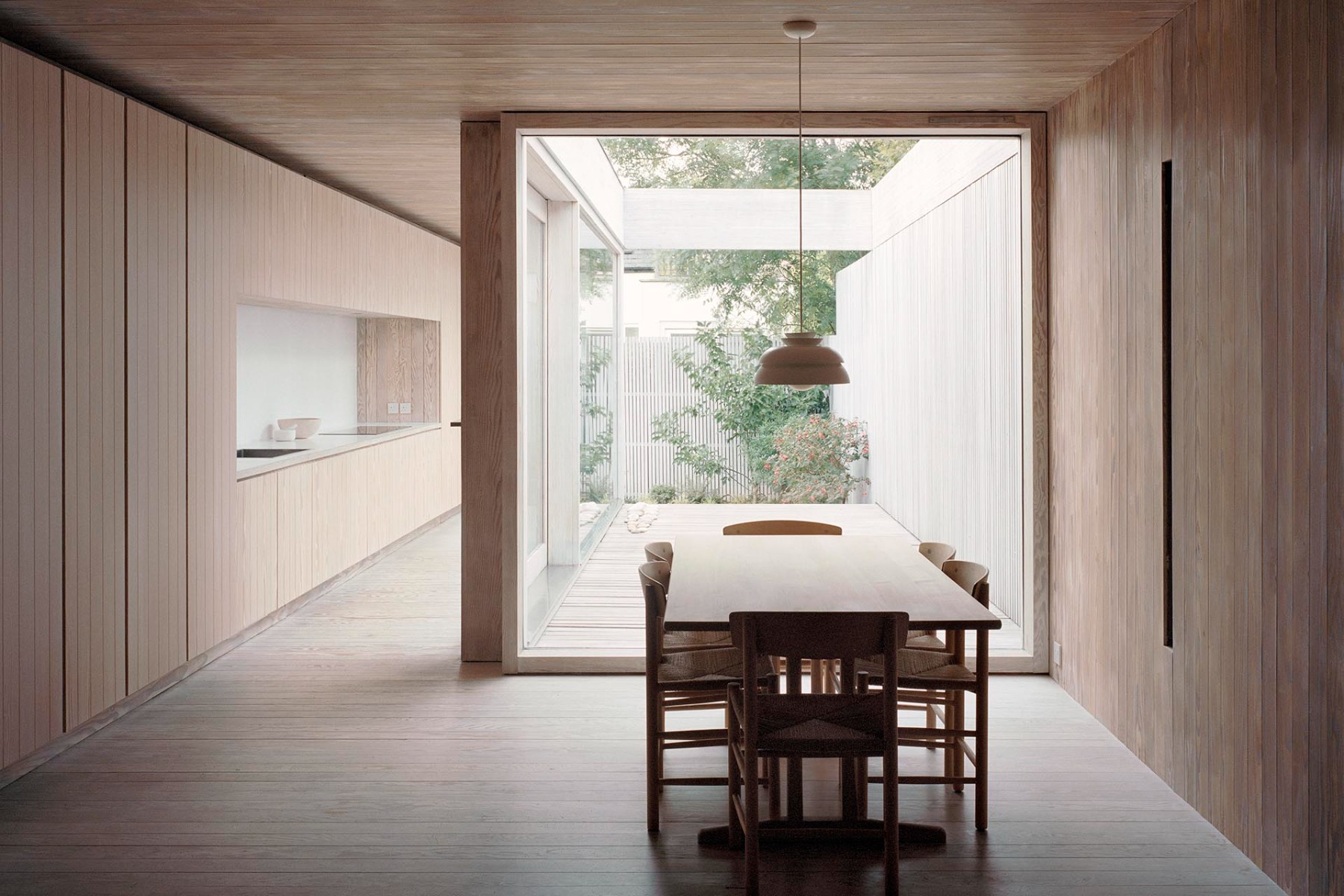Wohnhaus aus Holz in London von Russell Jones