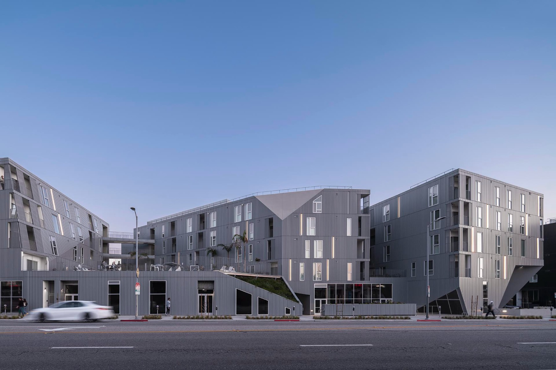 Studentisches Wohnen in Los Angeles von LOHA