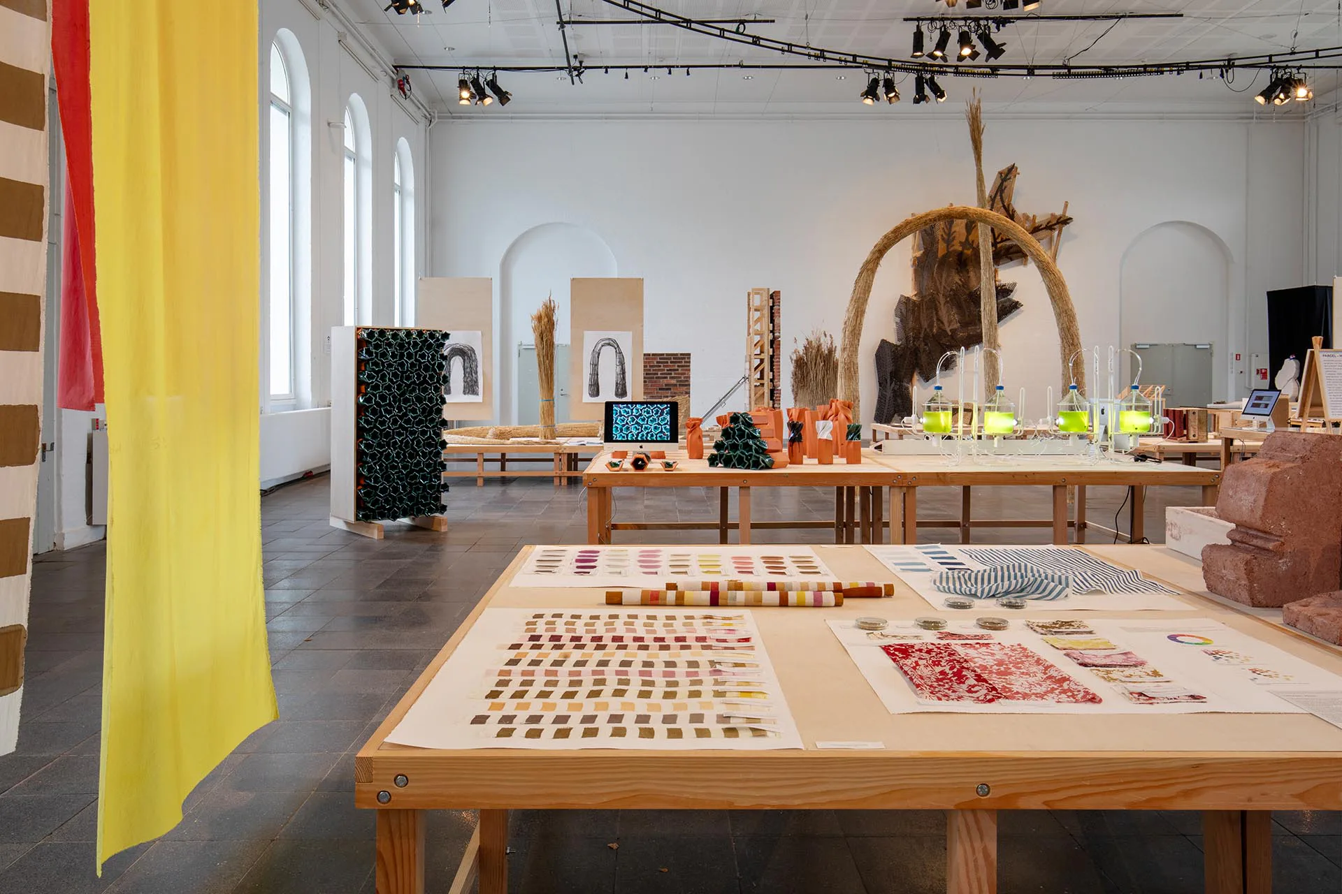 Die Ausstellung „Planetary Boundaries – Rethinking Architecture and Design“ zeigt 25 Projekte zum Thema langlebiges Design. Royal Danish Academy, Kopenhagen, Dänemark, 2023