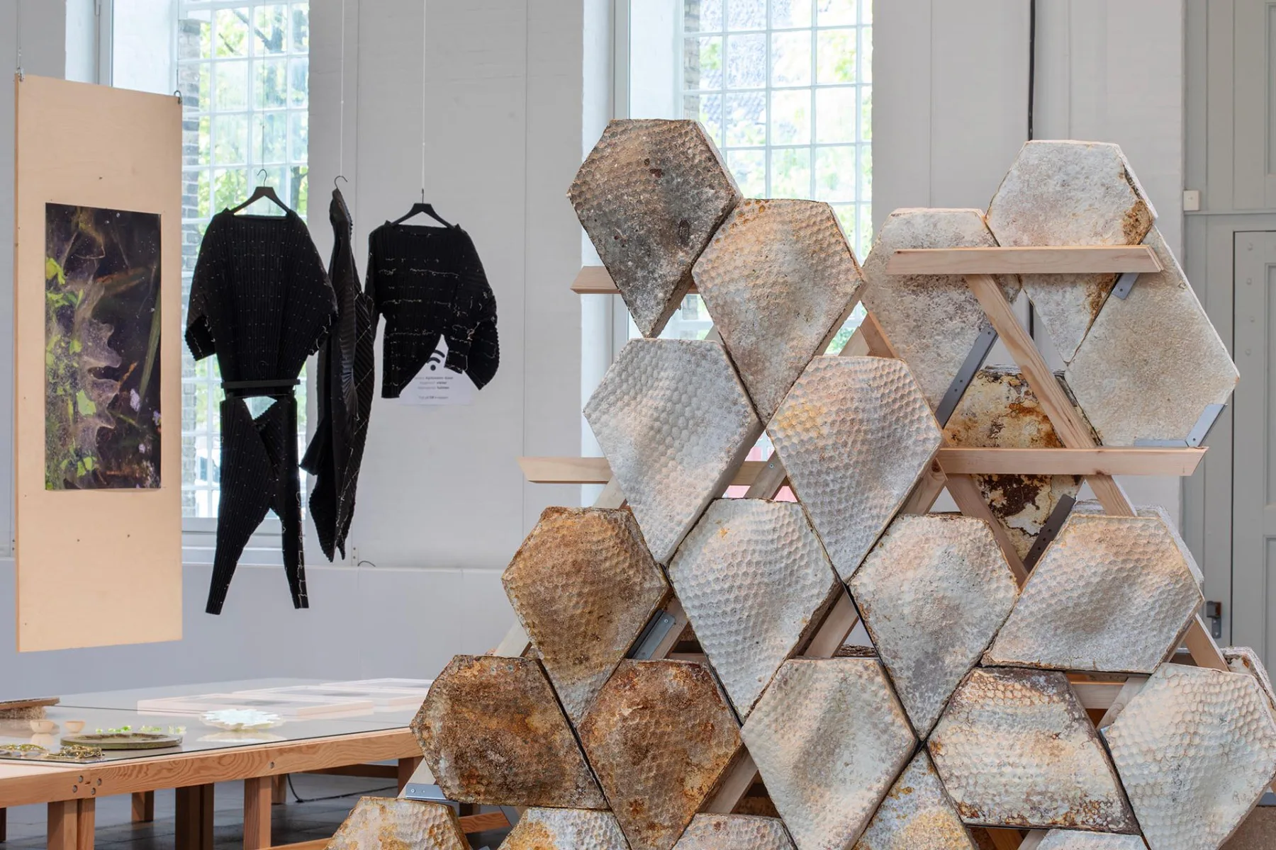 Blick in die Ausstellung „Planetary Boundaries – Rethinking Architecture and Design“, Royal Danish Academy, Kopenhagen, Dänemark, 2023