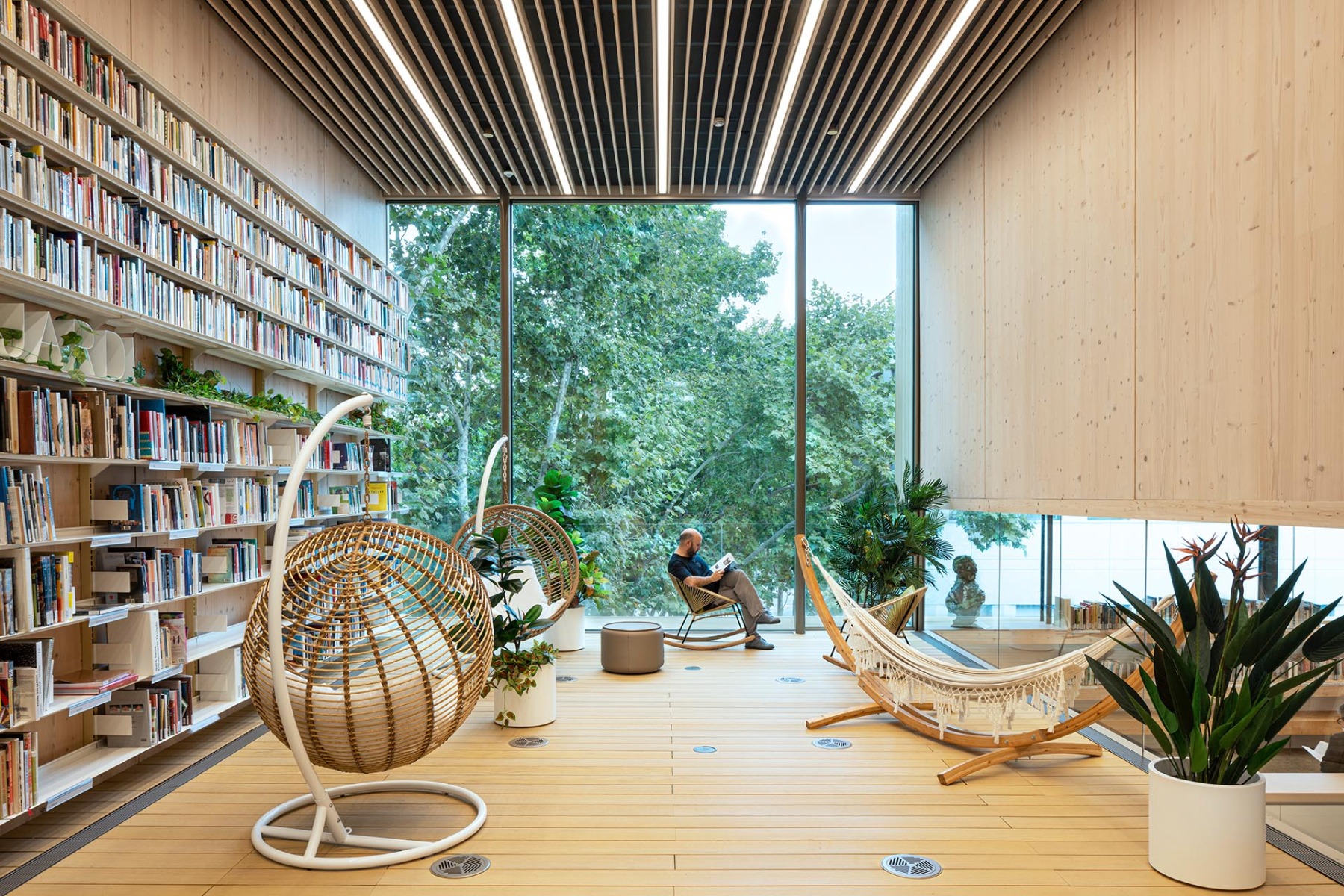 Innenraum der Gabriel García Márquez Bibliothek