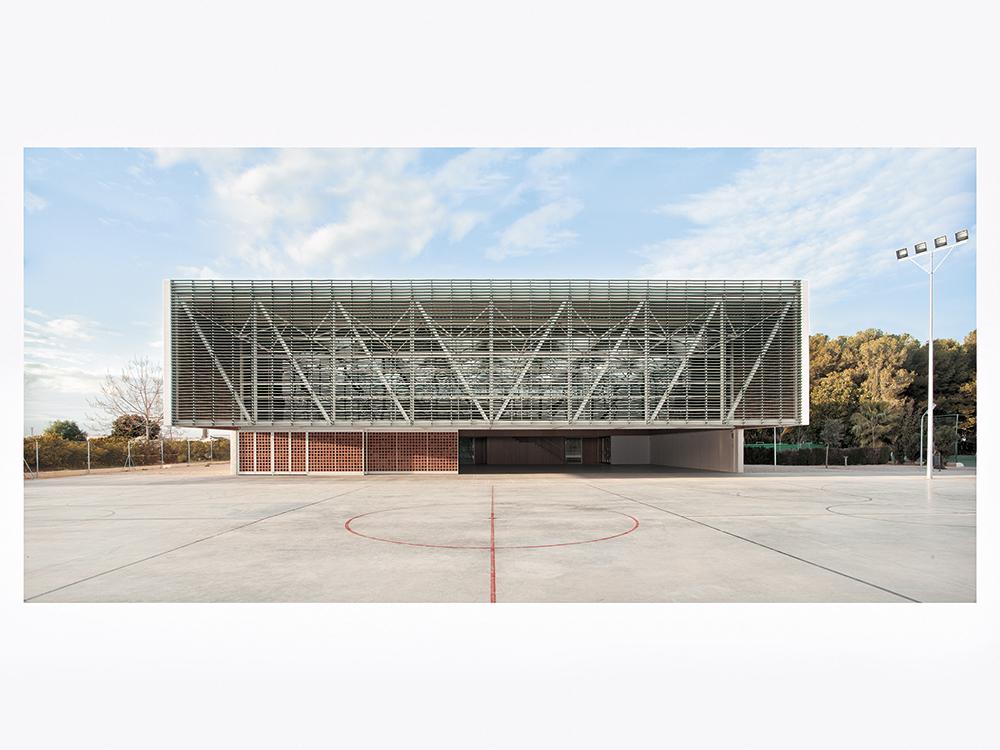 Multipurpose Building in Valencia