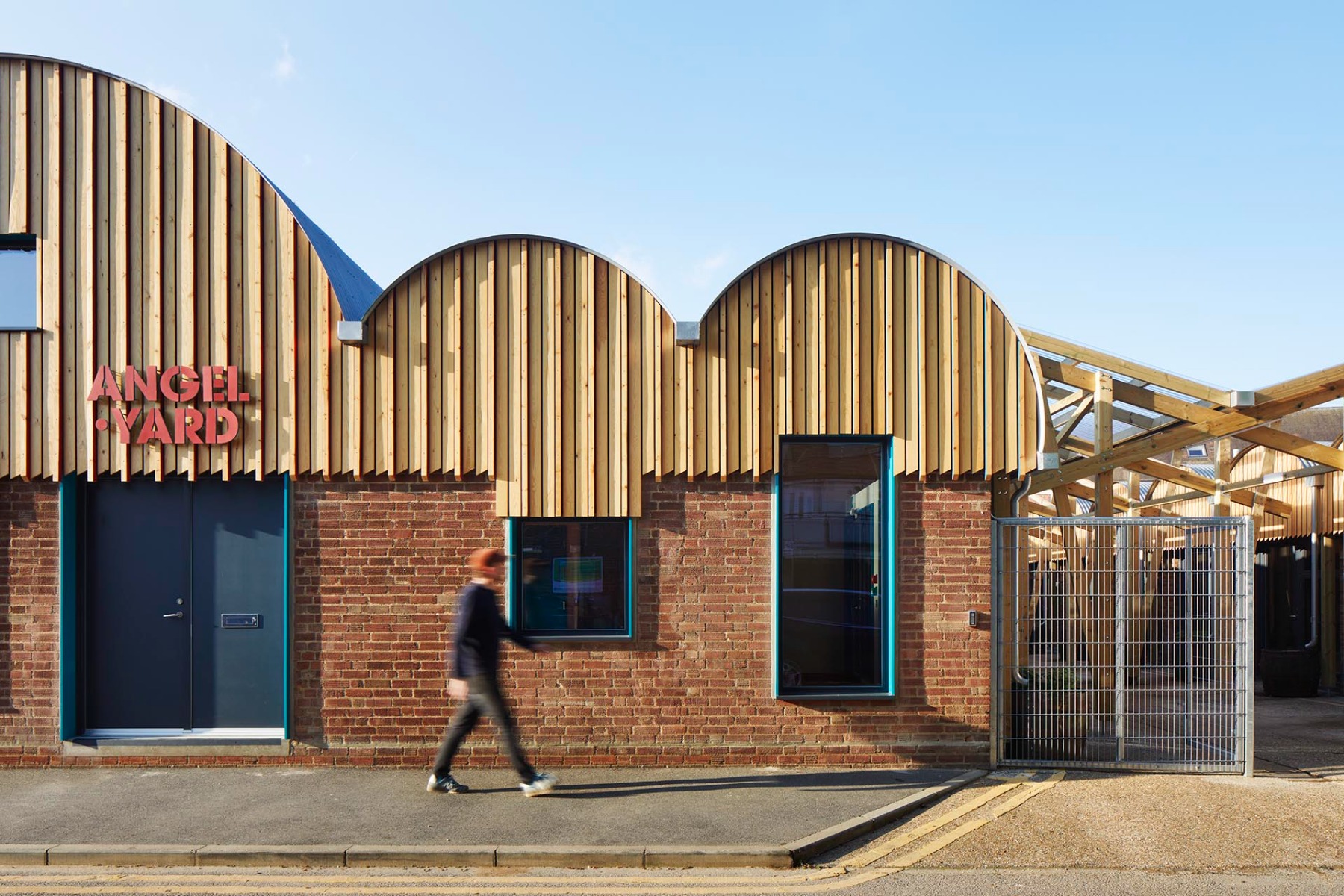 Angel Yard in London von Jan Kattein Architects