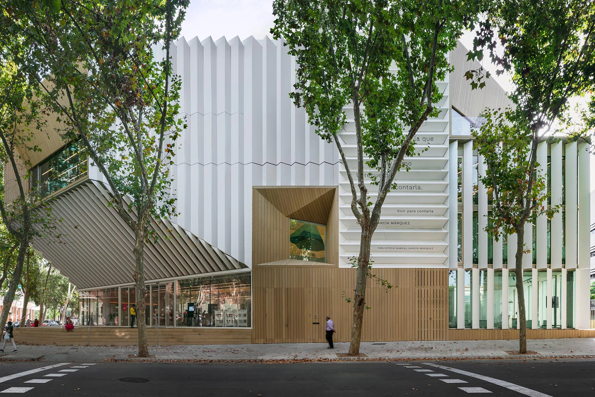 The 2024 Winner of the Emerging Architecture Prize is the Gabriel García Márquez Library in Barcelona by SUMA Arquitectura