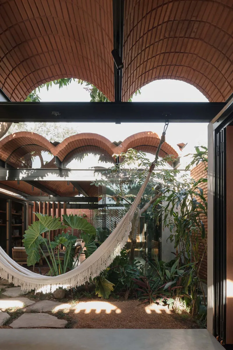 Intermediate House, Paraguay / Architect, Equipo de Arquitectura, Asunción