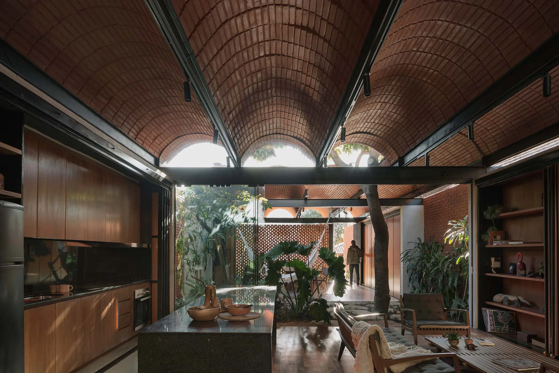 Intermediate House, Paraguay / Architect, Equipo de Arquitectura, Asunción