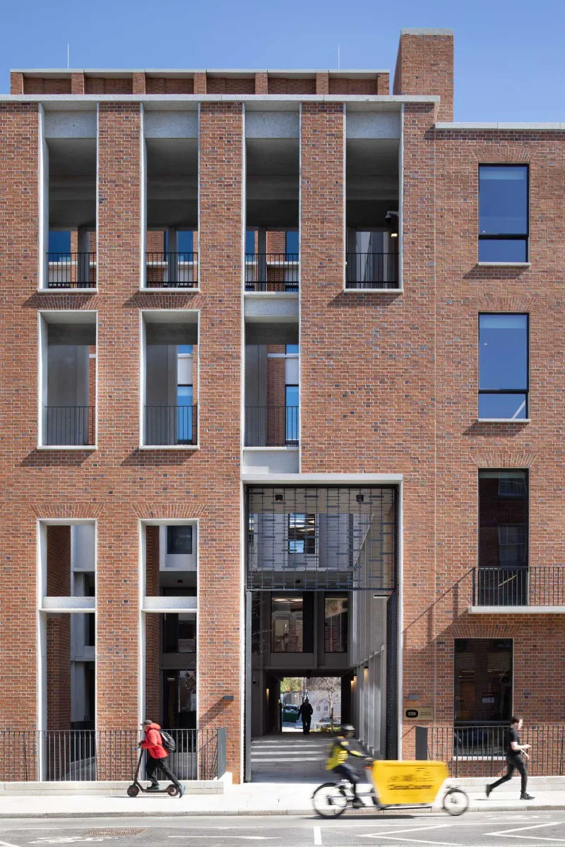 Electrical Supply Board Headquarters, Ireland / Architect, Grafton Architects & O Mahony Pike, Dublin