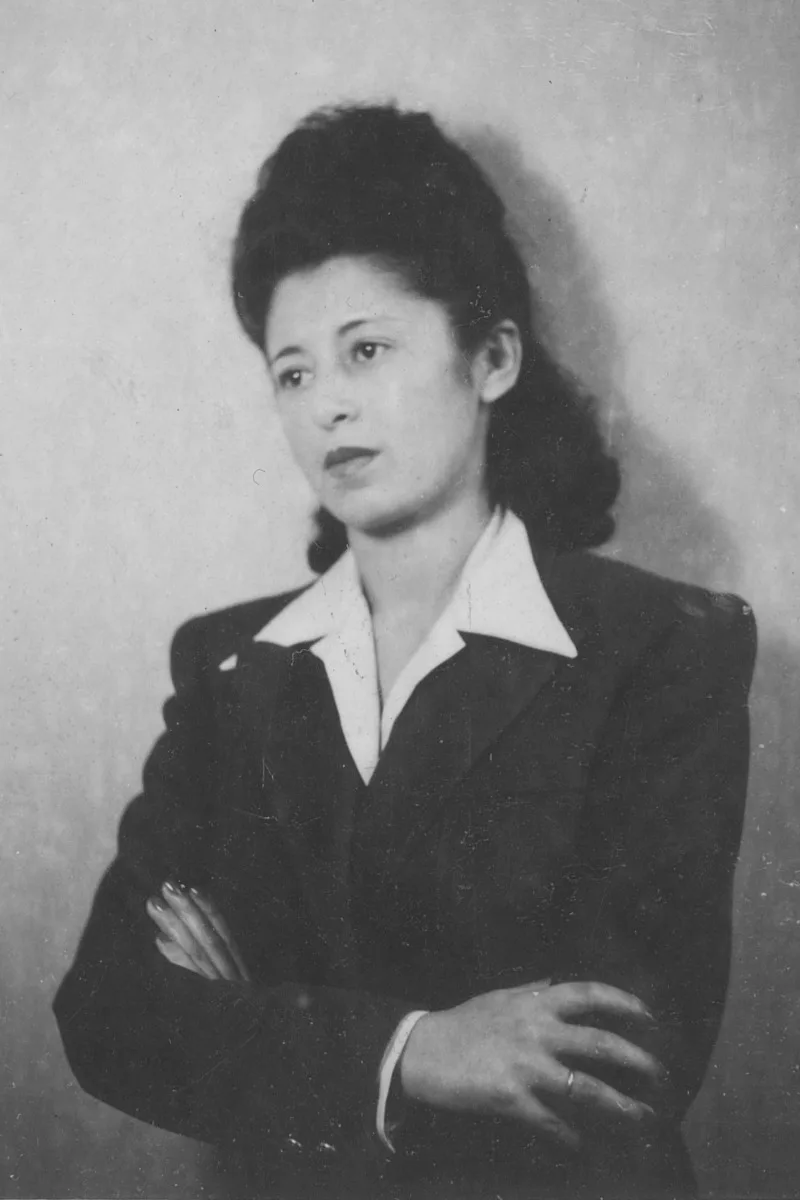 Simone Guillissen-Hoa, ca. 1940