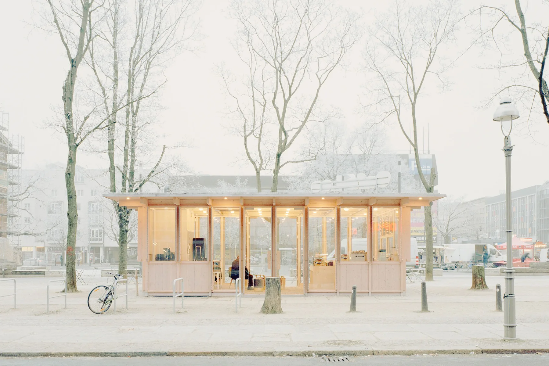 Shortlist DAM Preis 2025: Café Leo in Berlin, Architektur: Sophie & Hans