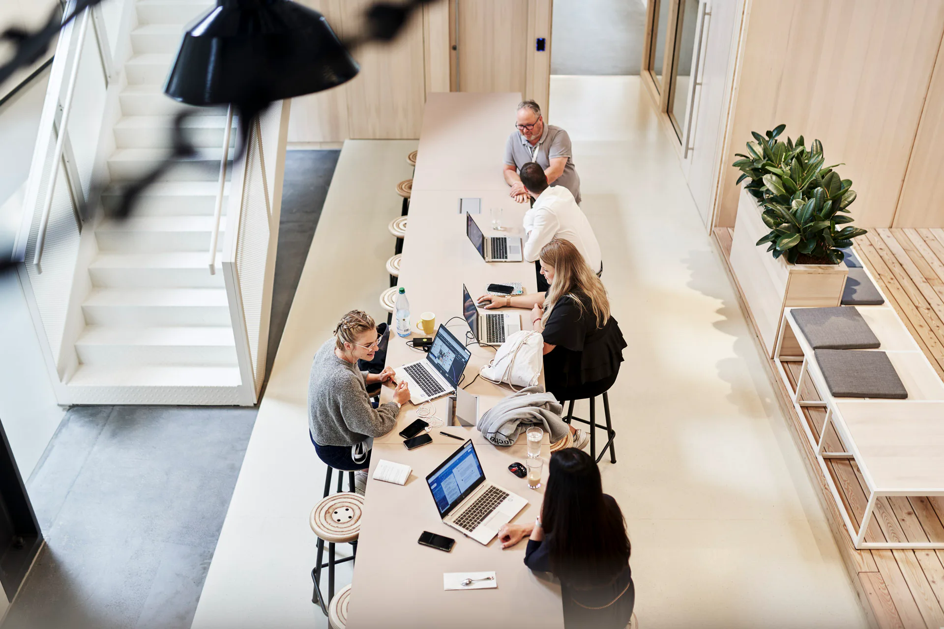 Wie der Name bereits andeutet, ist die Laptop Bar nicht nur zum Arbeiten da.