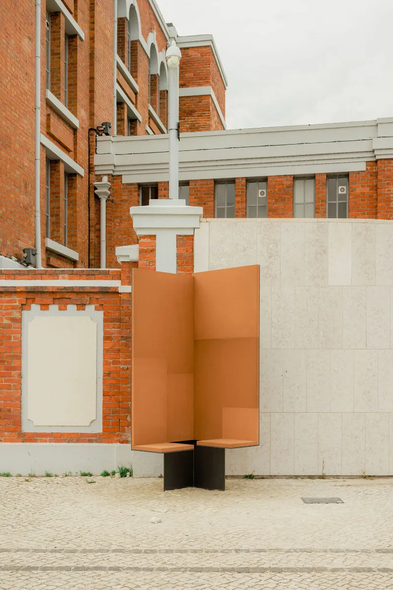 Installation Conversadeira II von Eduardo Souto de Moura