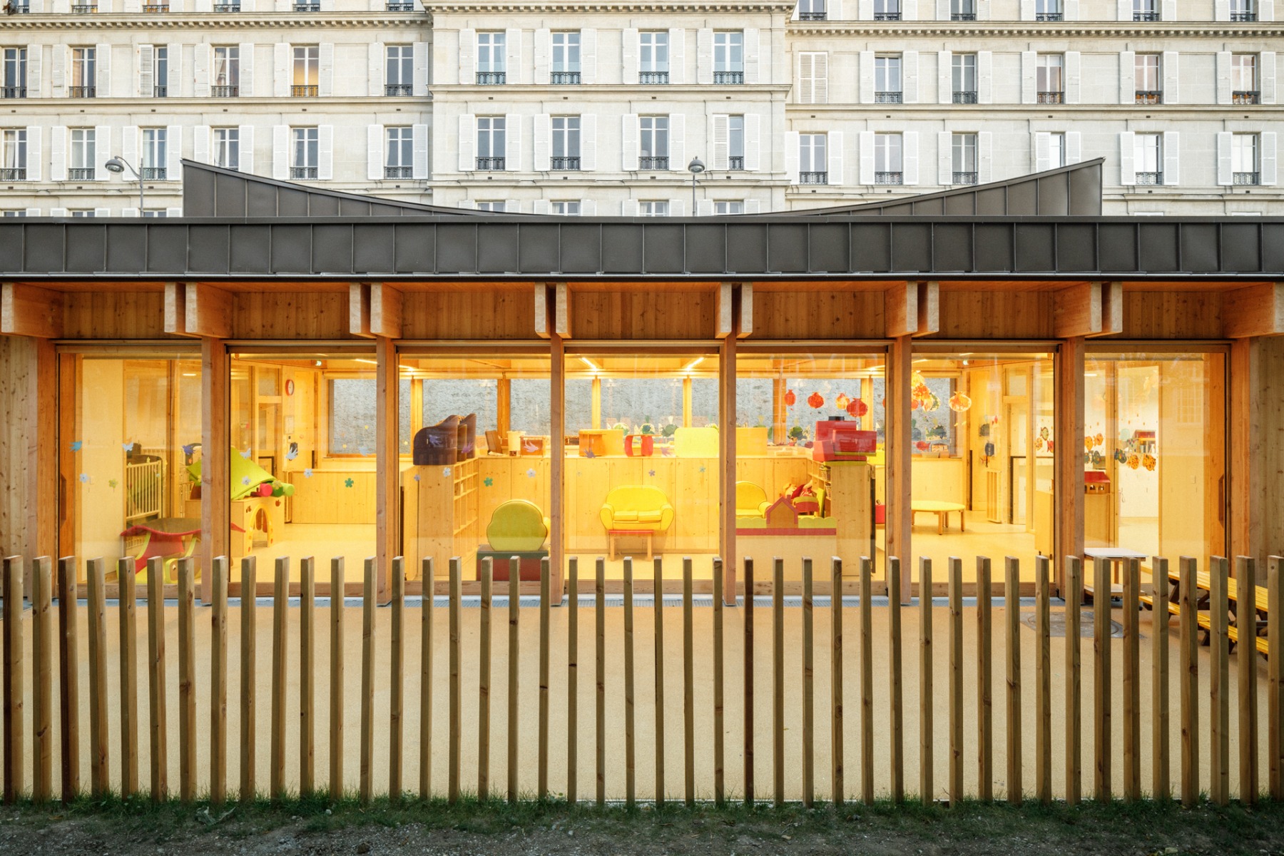 Kinderkrippe Palais de l'Alma in Paris