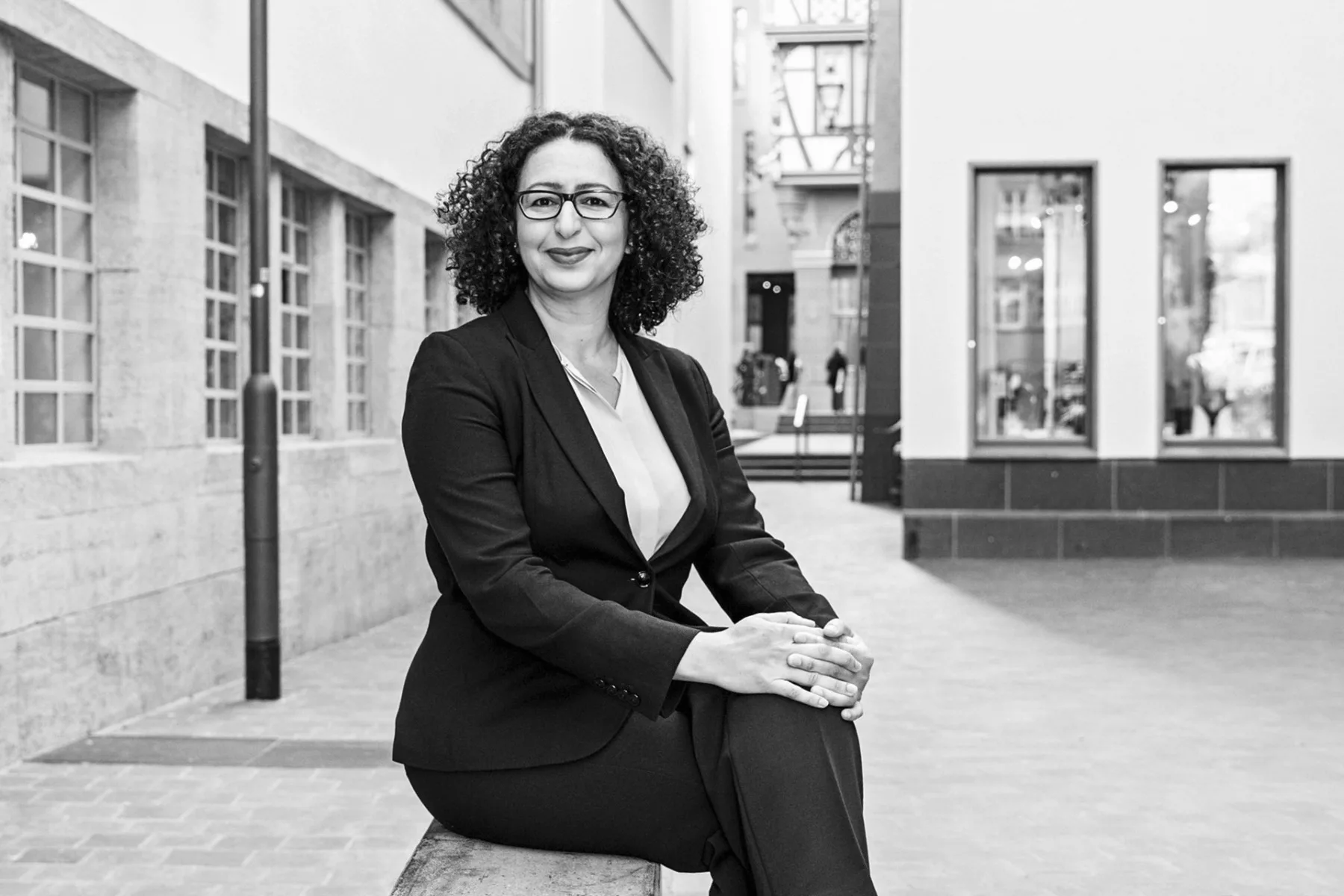Lamia Messari-Becker