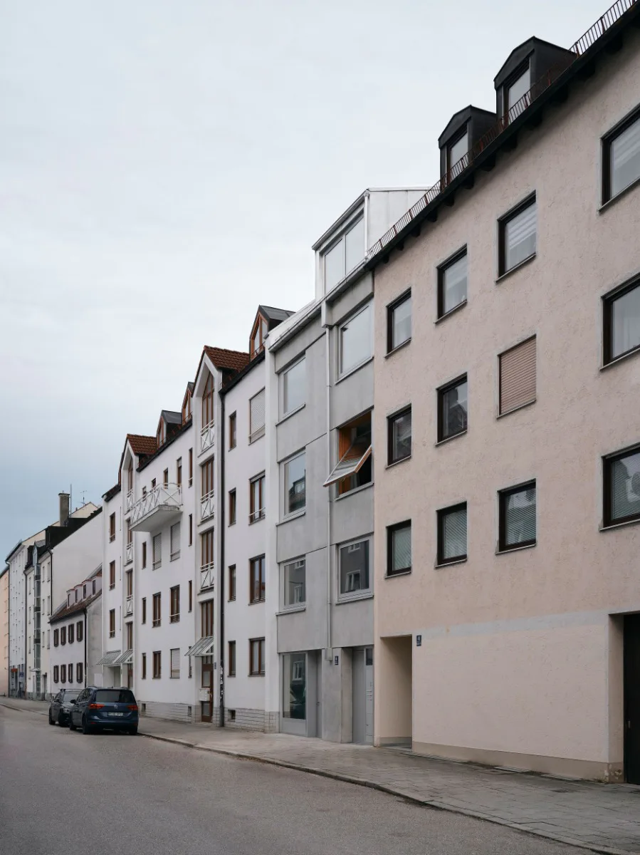Stadthaus statt nur Haus, München (DE), Architektur: Buero Kofink Schels Architekten, Bauherr: Annahita Kamali, Florian Böhm