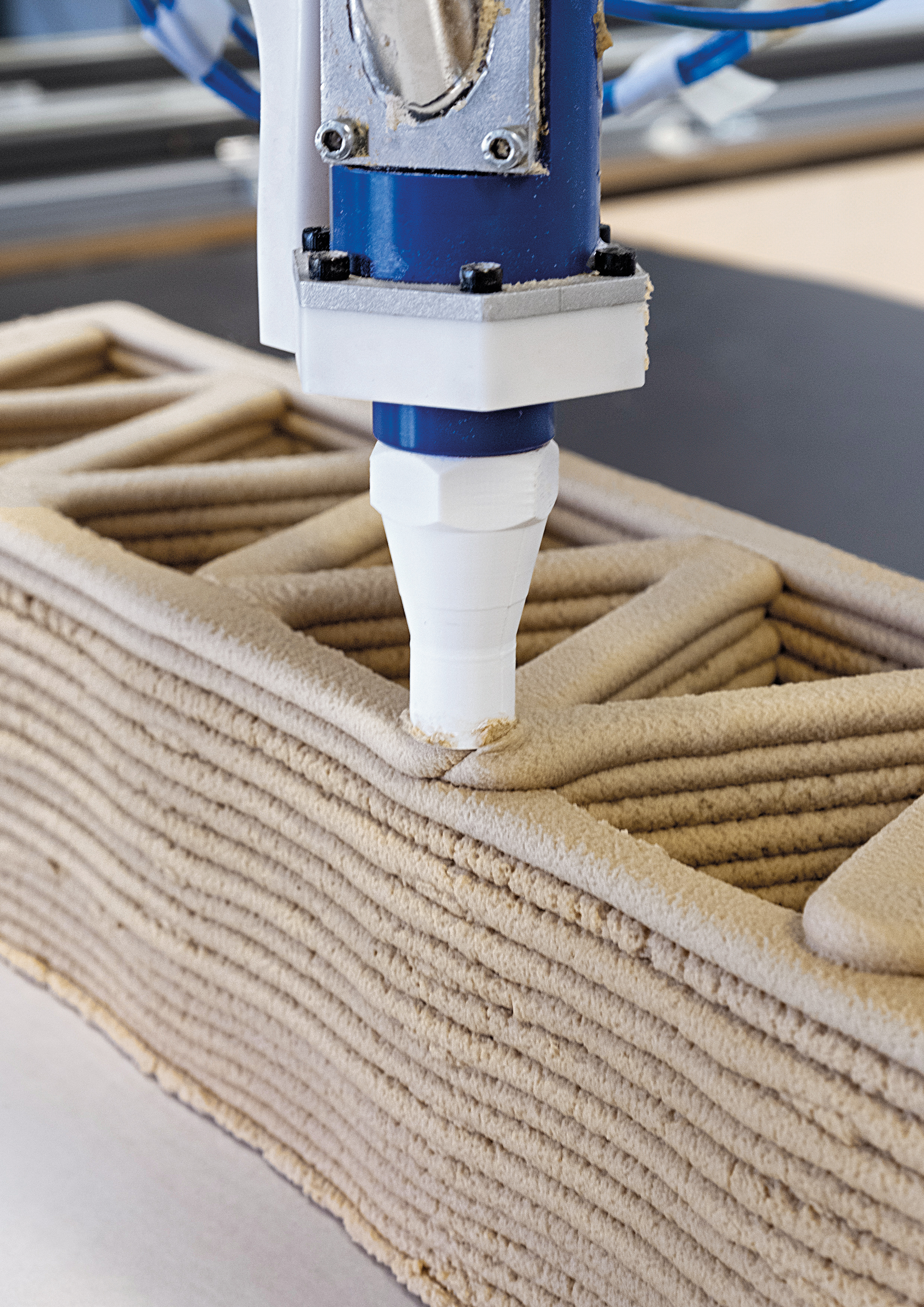 3D-gedruckte Wandkonstruktion, die mit Extrusion und ohne Verdichtungstechnik gefertigt wurde.
