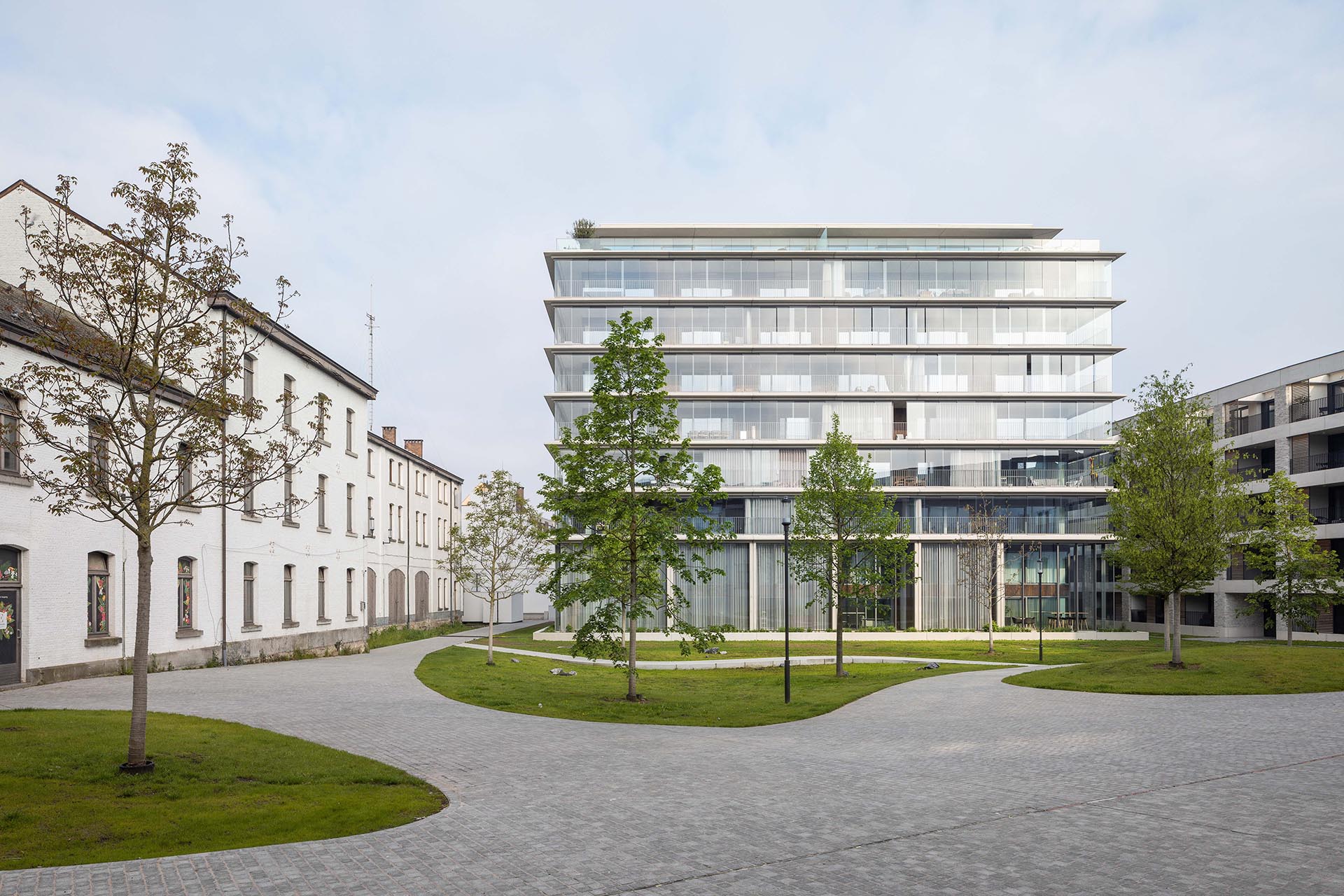 Inmitten des historischen Bestands entstand der Winter Garden Tower – ein mit Glas ummanteltes Hochhaus mit hochwertigem Wohnraum.