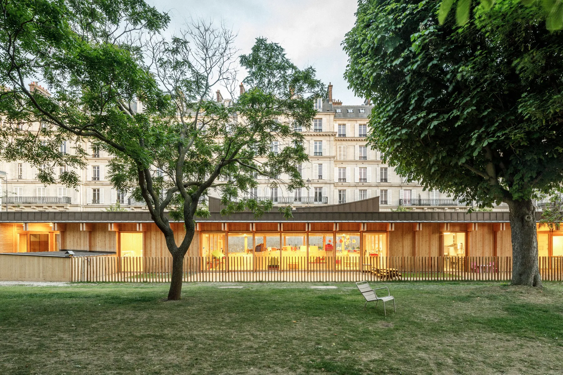 Detail Award 2024: Kinderkrippe Palais de l’Alma in Paris, Architektur: Atelier Régis Roudil Architectes