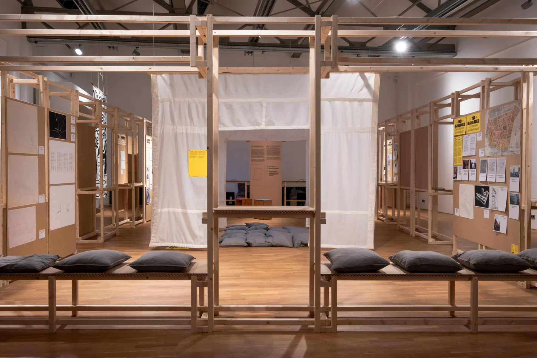 Ausstellung Dessauer Straße und andere Geschichten vom emanzipatorischen Wohnungsbau, Deutsches Architektur Zentrum DAZ, Berlin 2024