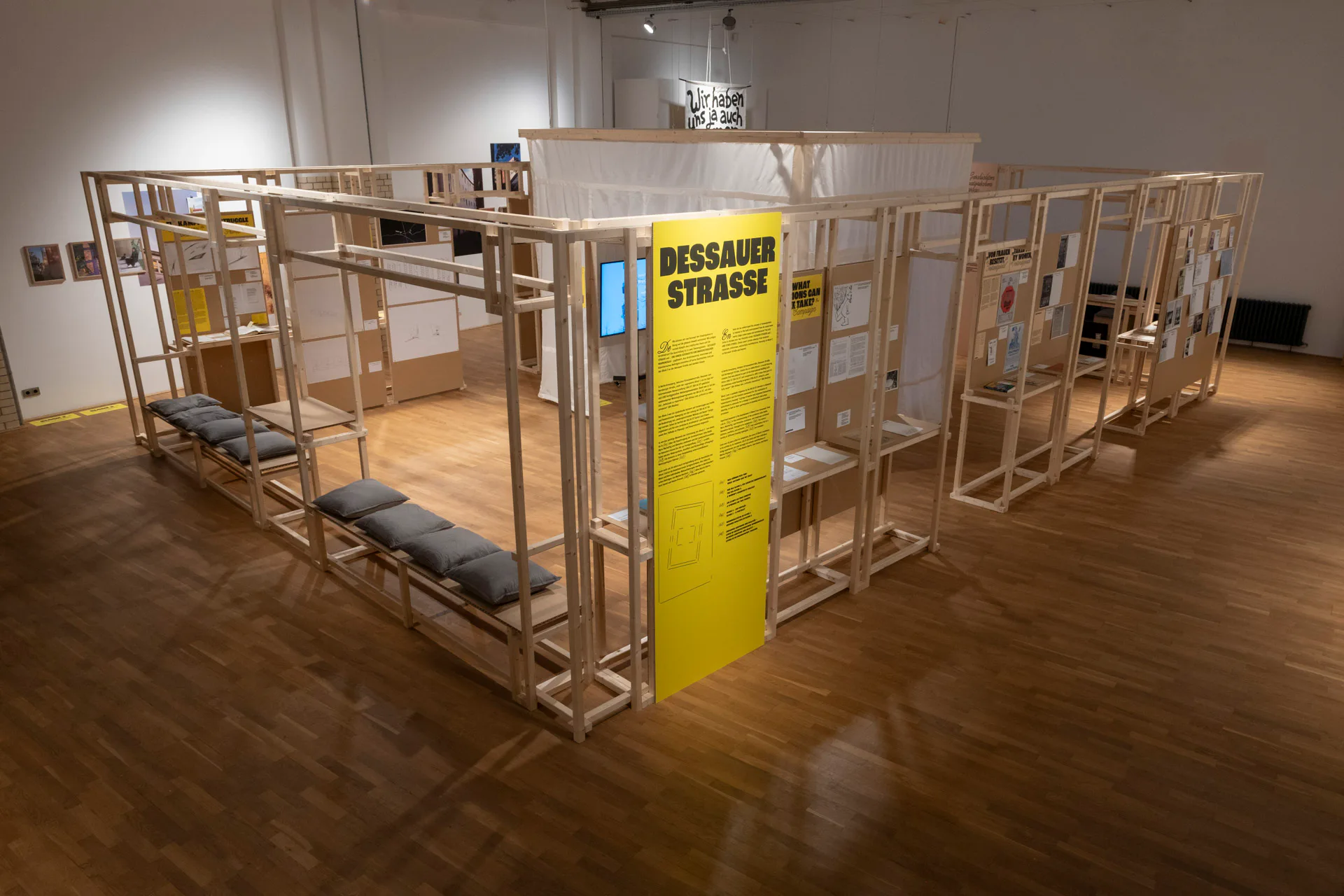 Ausstellung Dessauer Straße und andere Geschichten vom emanzipatorischen Wohnungsbau, Deutsches Architektur Zentrum DAZ, Berlin 2024