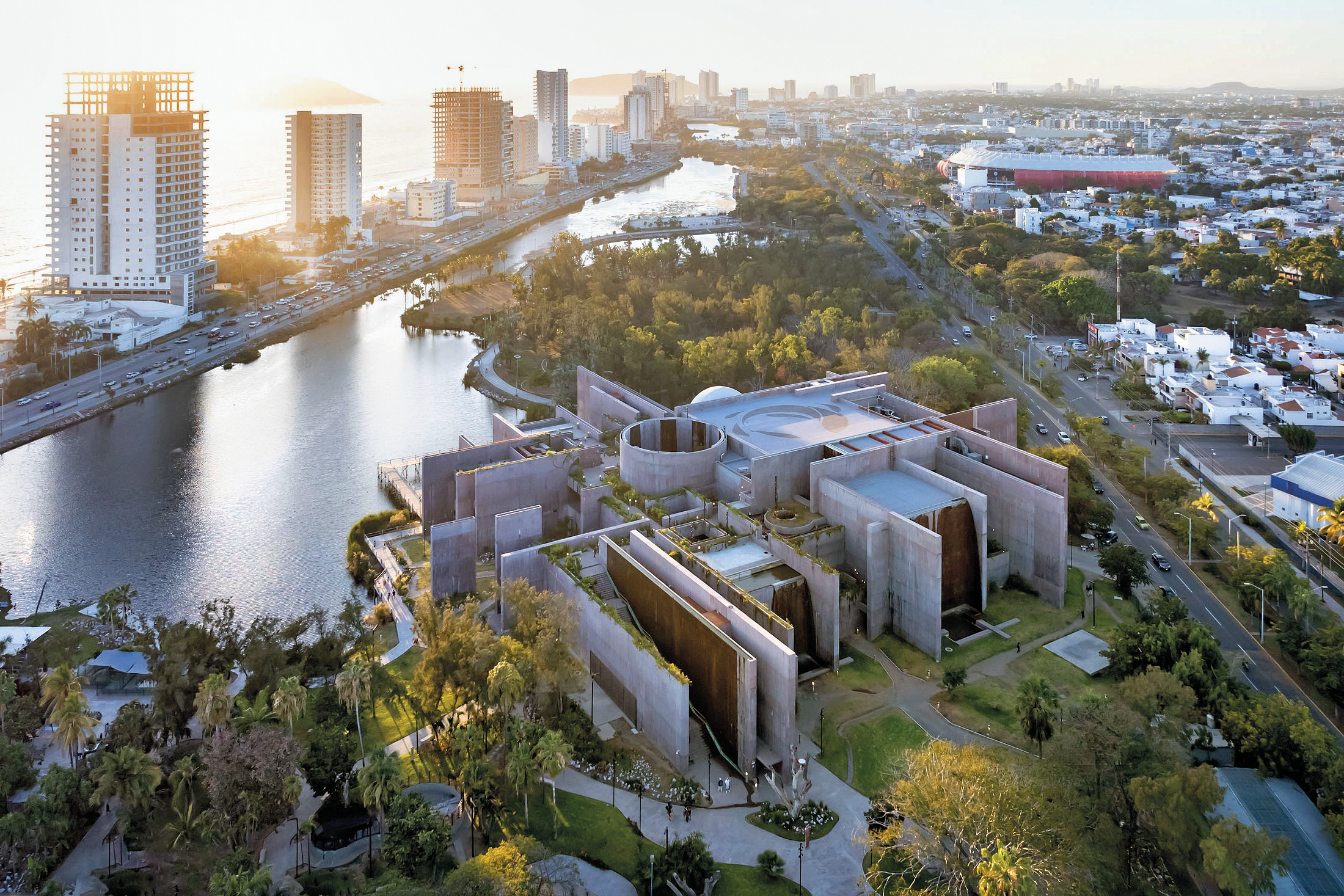 Am Golf von Kalifornien: Das neue Meeresforschungszentrum steht inmitten des Central Parks in Mazatlán im mexikanischen Bundesstaat Sinaloa.