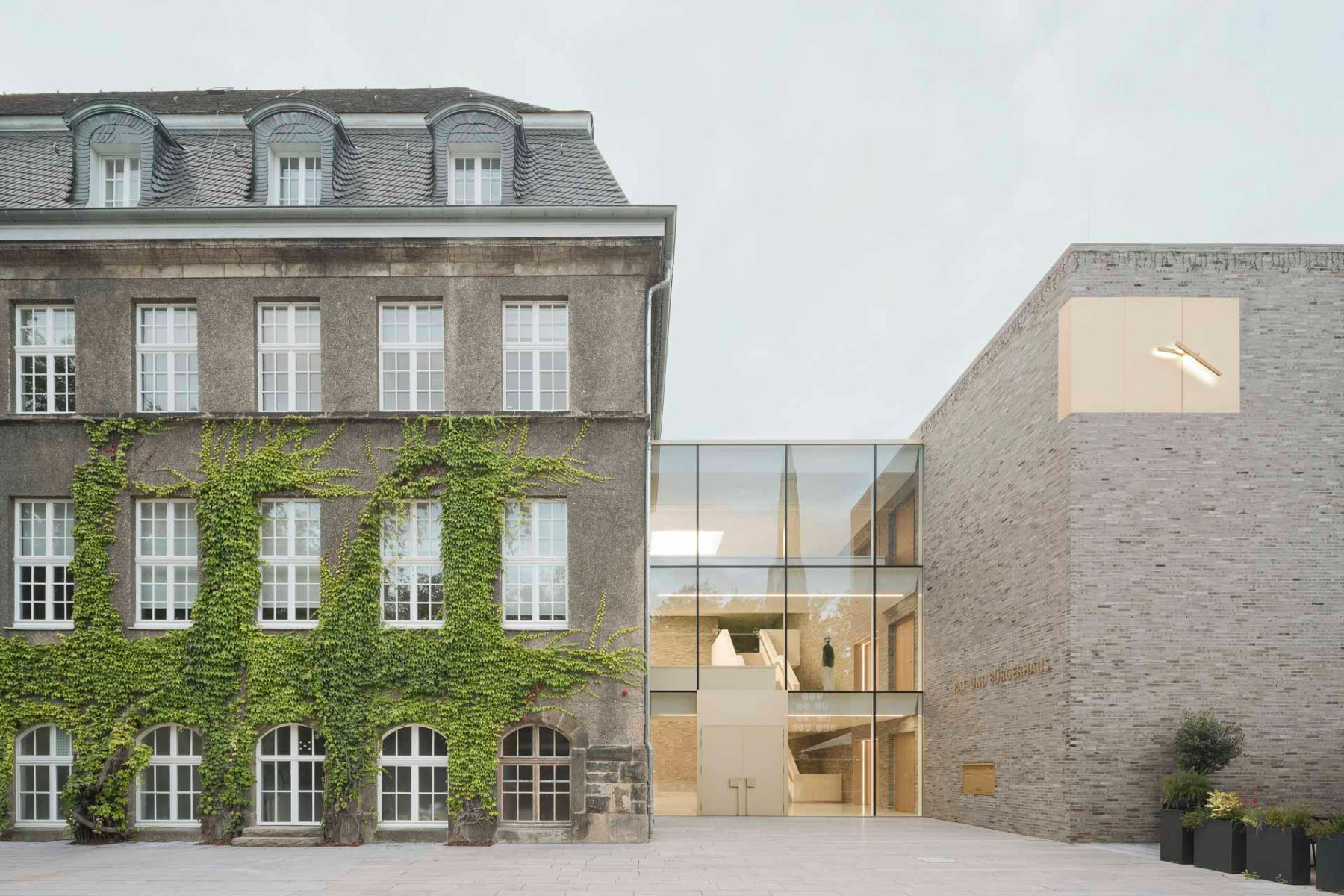 Rat- und Bürgerhaus Holzwickede von Bez + Kock