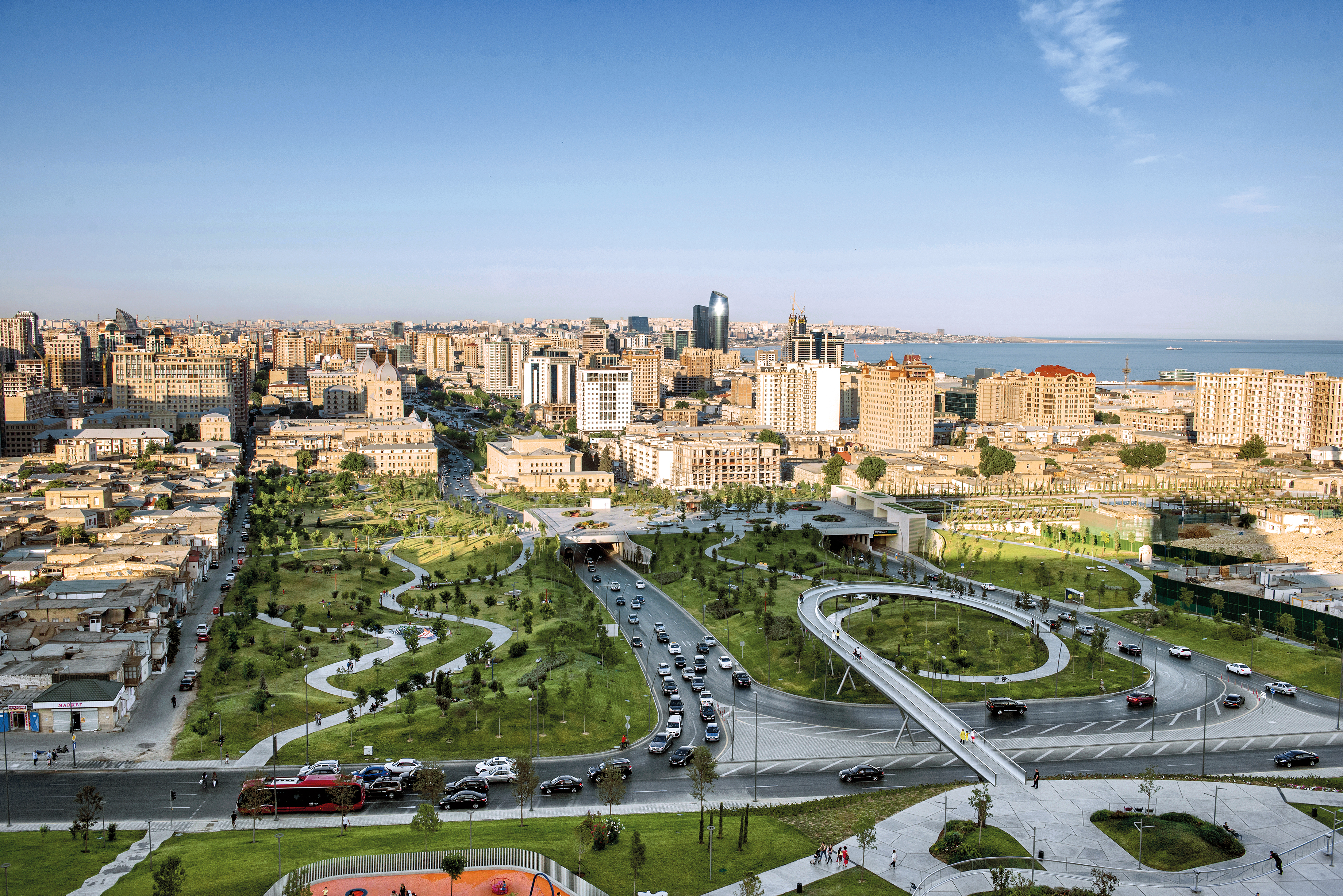 Central Park in Baku: Die grüne Landschaft wird in mehreren Abschnitten auf 58 ha Fläche umgesetzt.