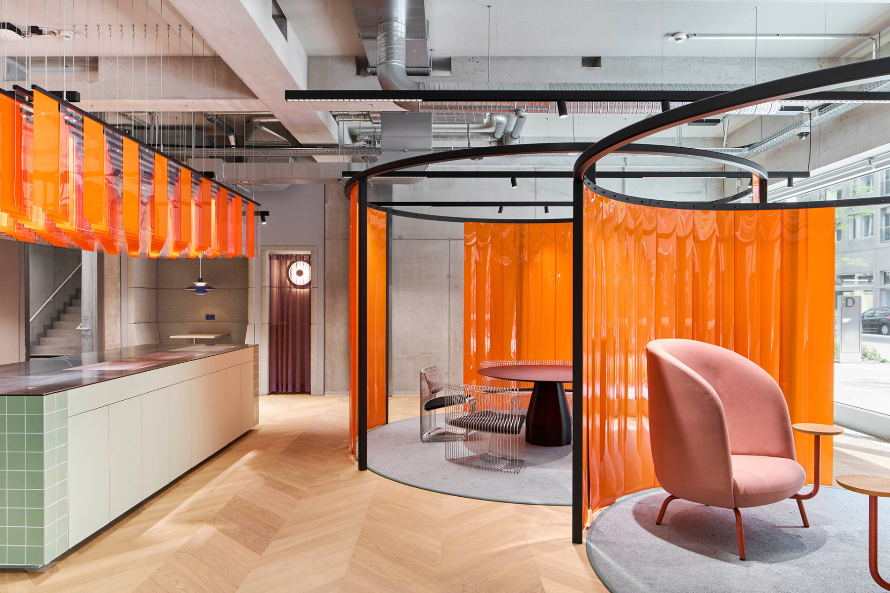 Open-Office-Space mit Workcafé in Berlin