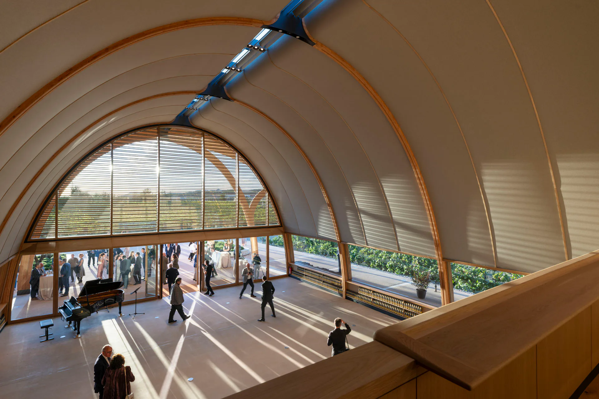 Blick in die Halle von der Galerie aus