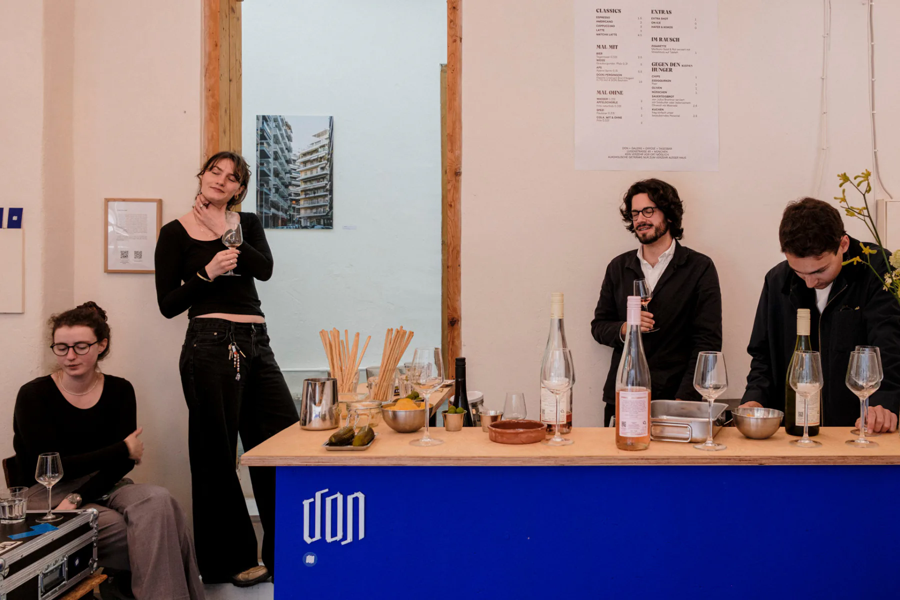 Wein-Tasting in der Galerie DON.