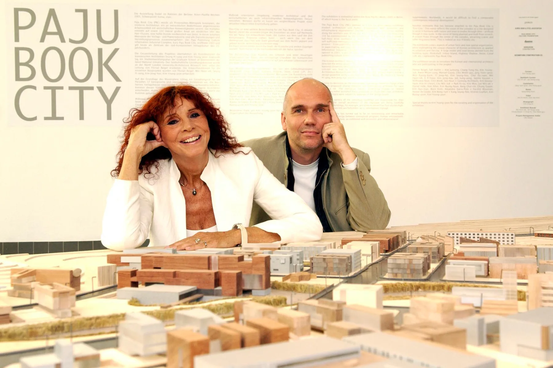 Kristin Feireiss (1942-2025) mit ihrem Partner Hans-Jürgen Commerell