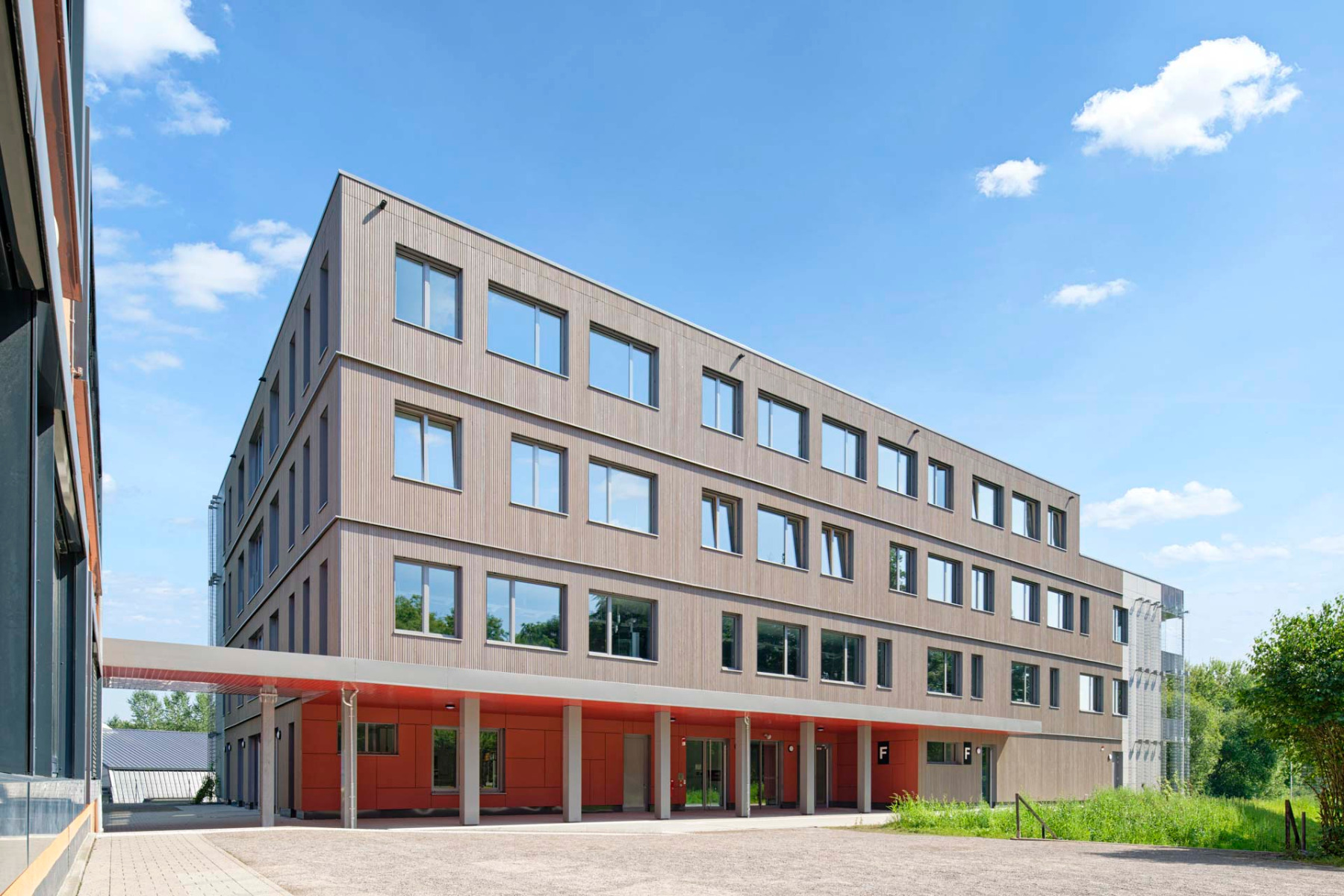 Max-Planck-Gymnasium in Dortmund erweitert