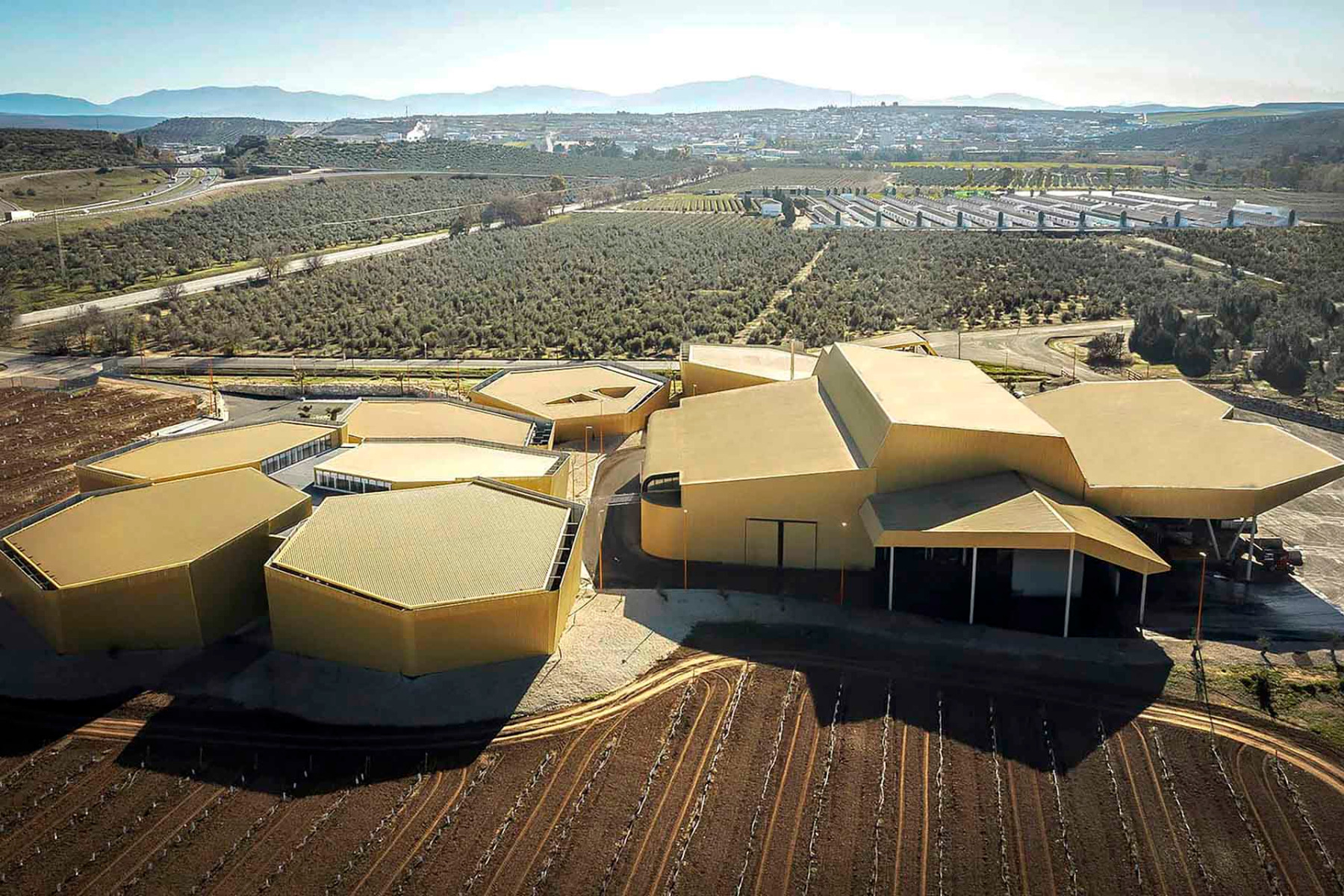 Ölmühle in Spanien von Mollinedo Arquitectura