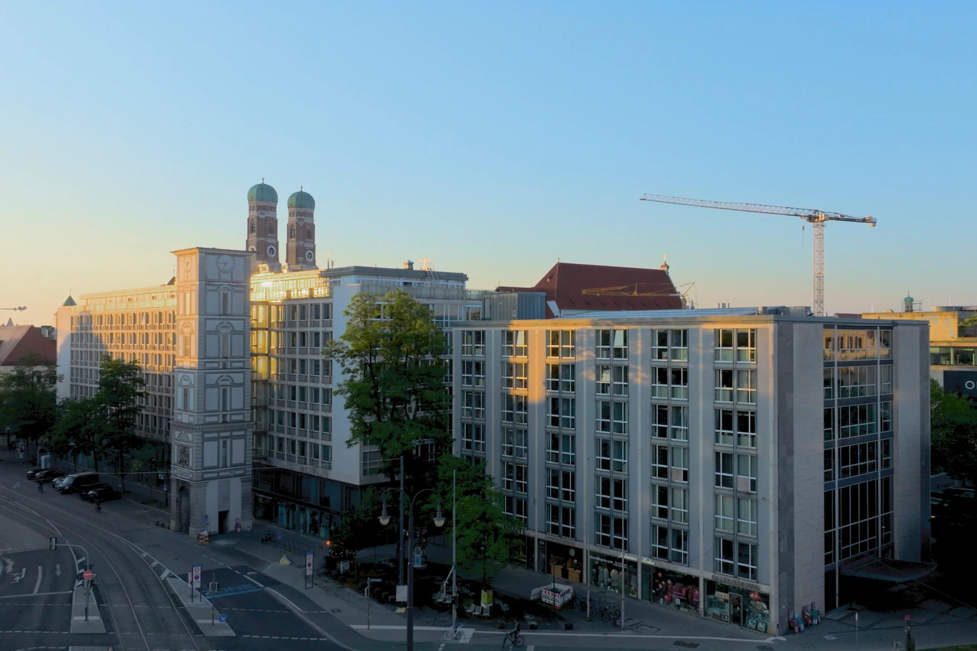 Die Neue Maxburg in München gilt als eines der herausragenden Gebäude des Wiederaufbaus in Deutschland.