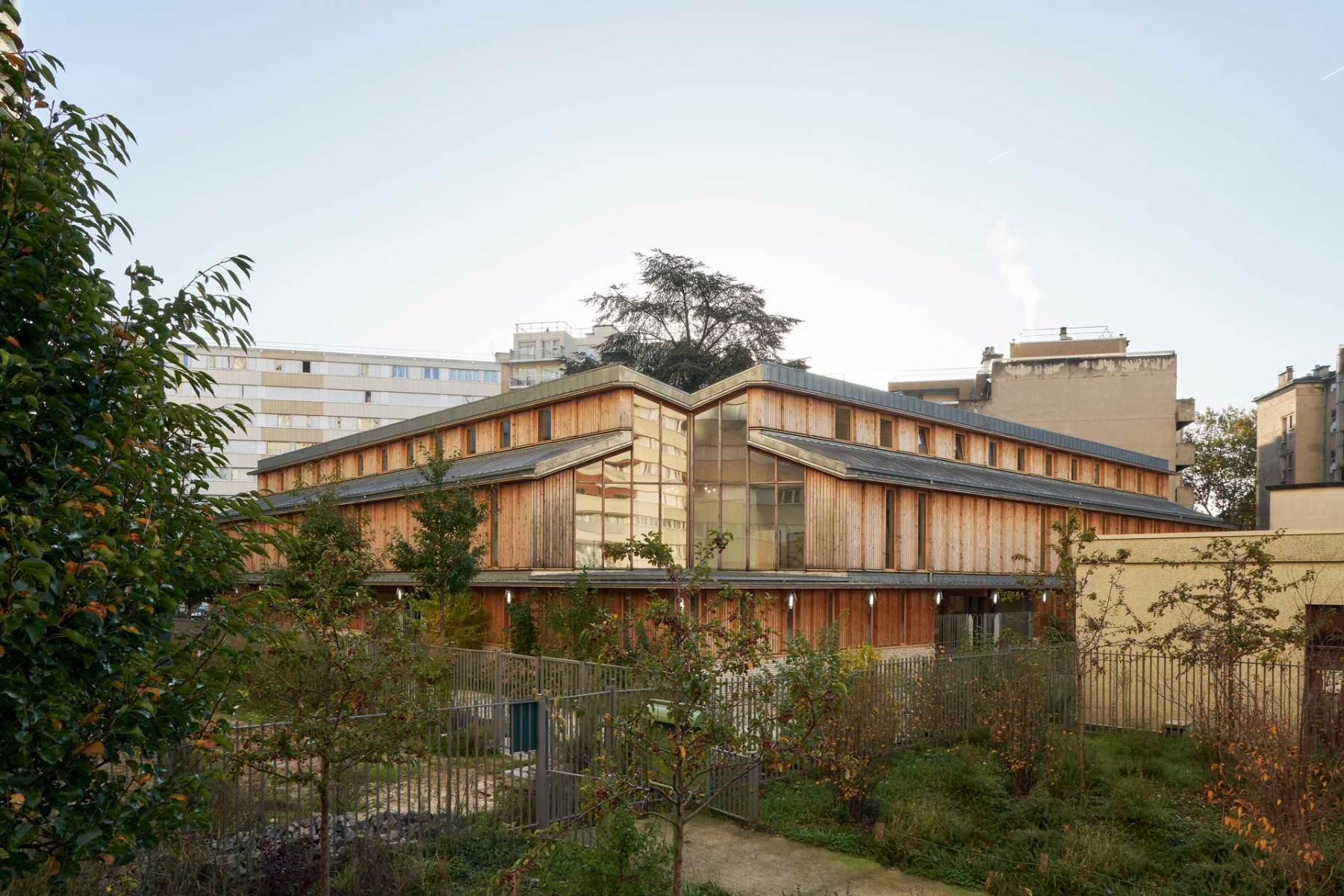 Gesundheitsamt und Kindertagesstätte in Paris