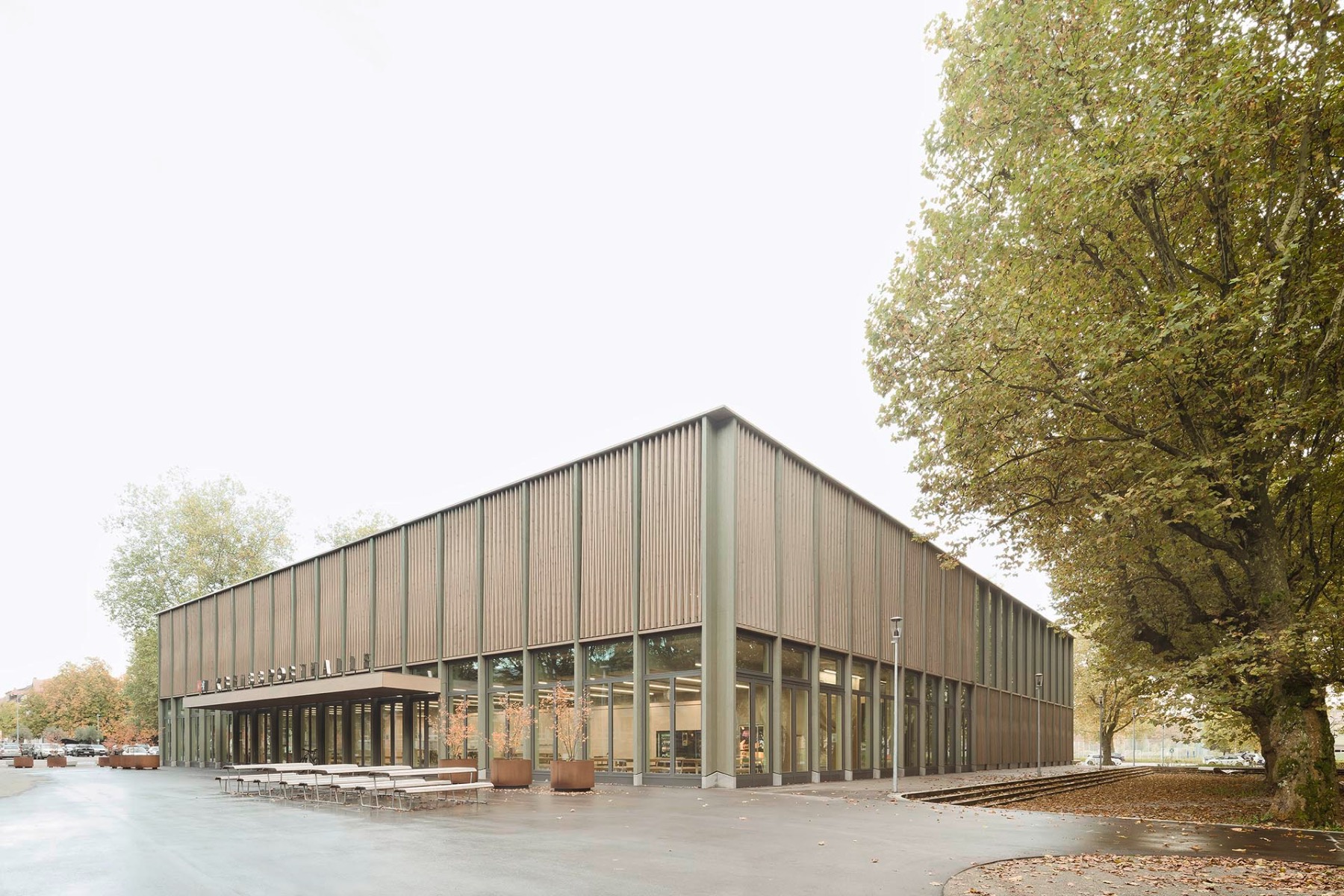 Kreissporthalle in Wangen von Steimle Architekten