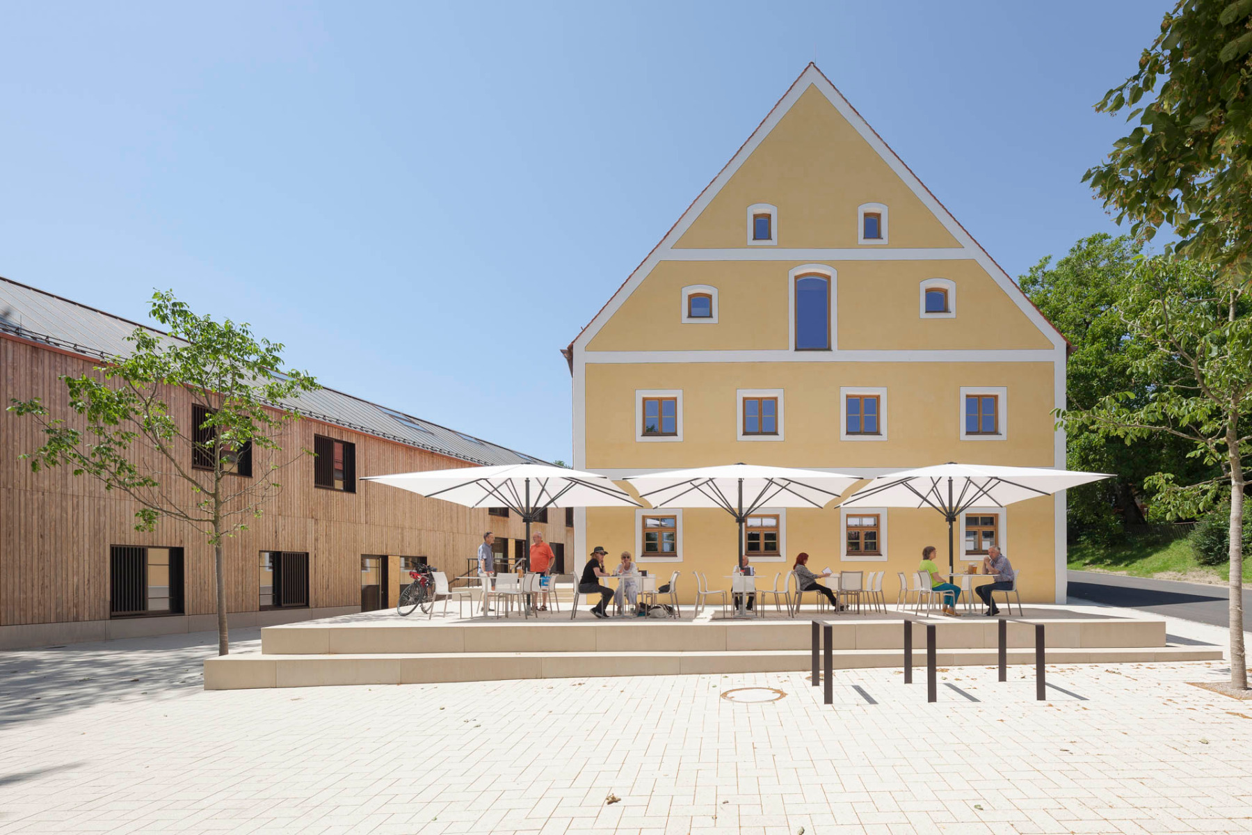 Neue Ortsmitte Scheyern von Deppisch Architekten