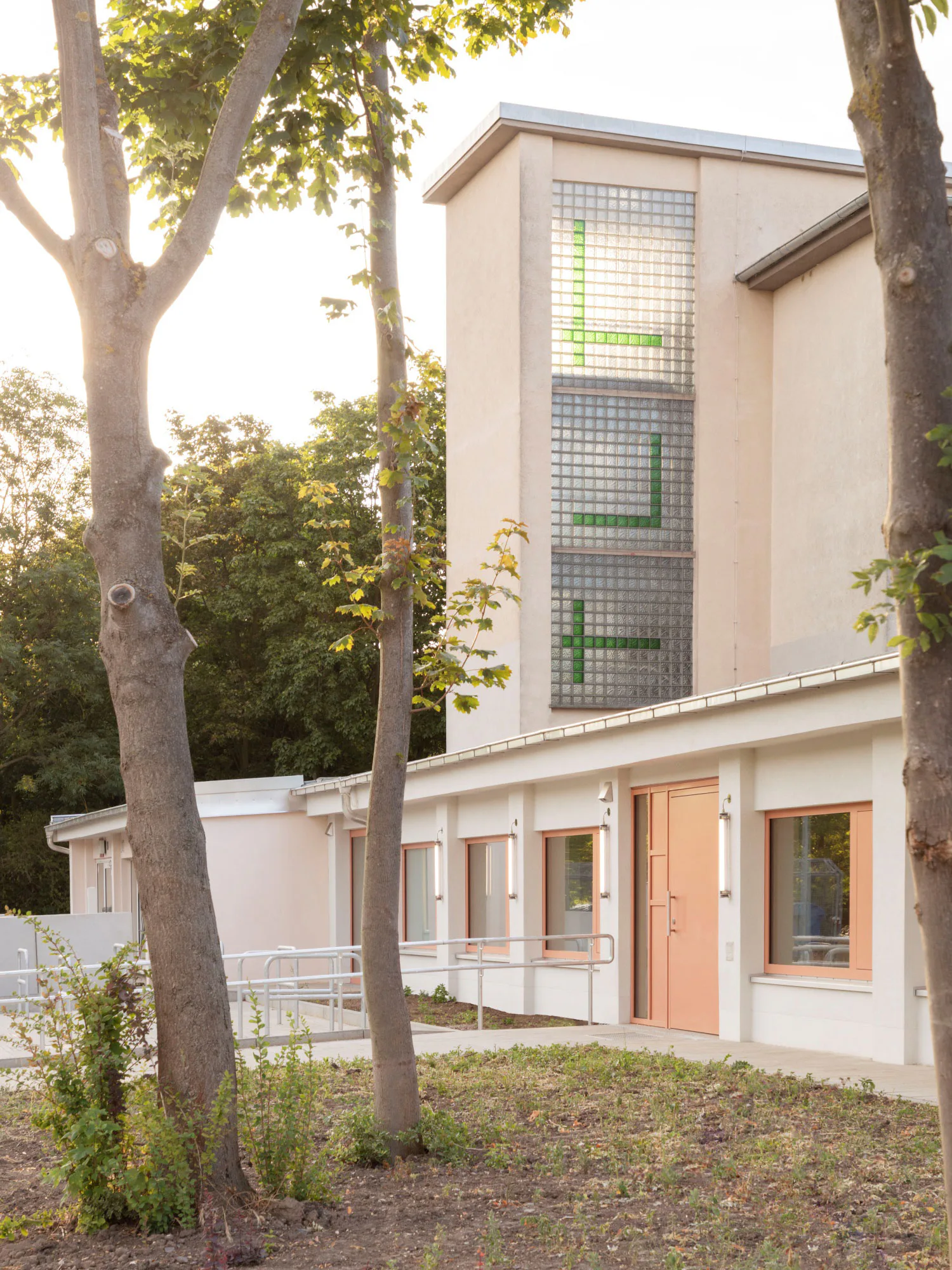 Nike für Umgang mit dem Bestand: Campus-Kindergarten, Umbau einer Telefonzentrale in Merseburg, Architektur: Aline Hielscher Architektur