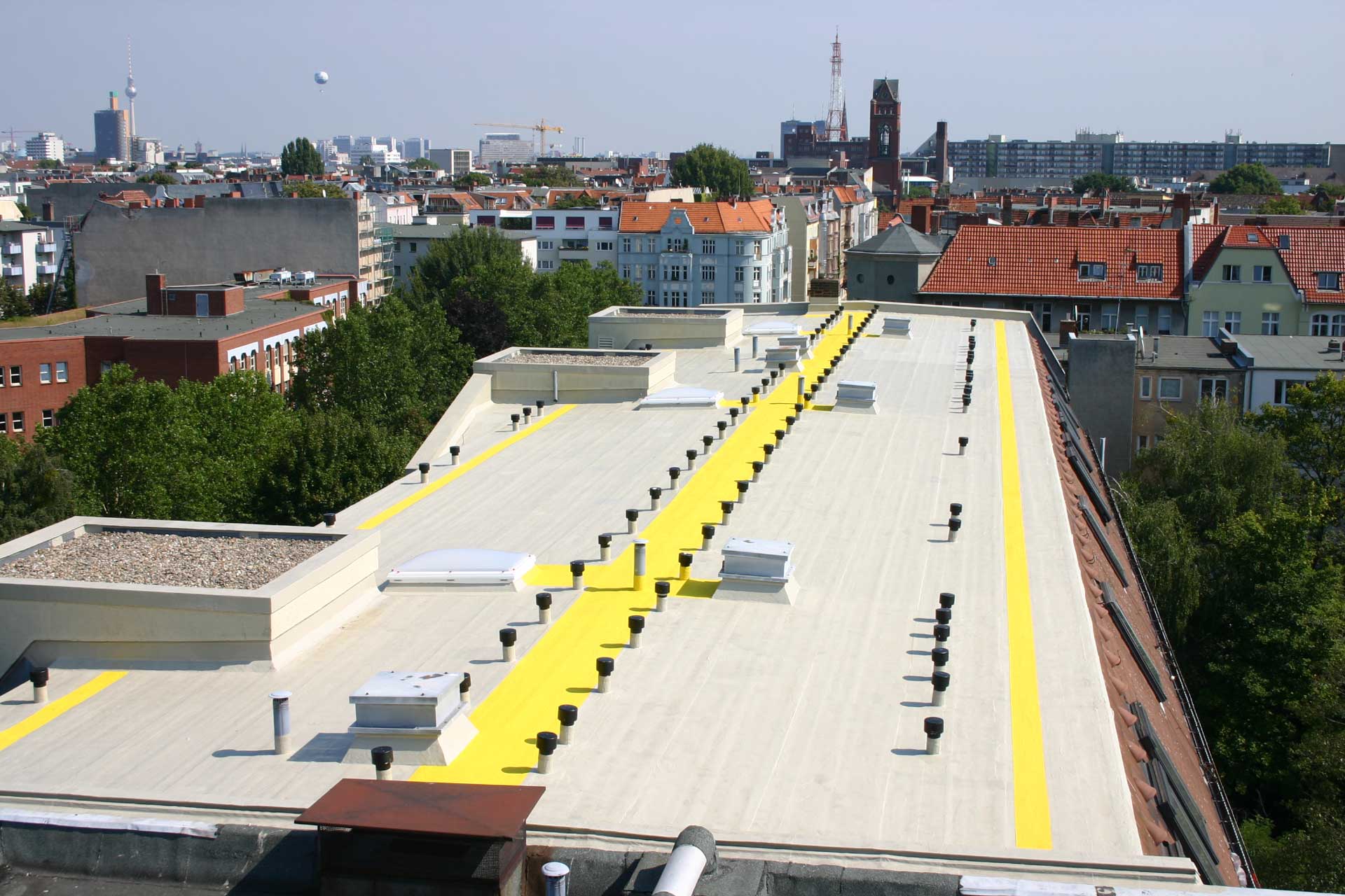Flachdachsanierung in Berlin.