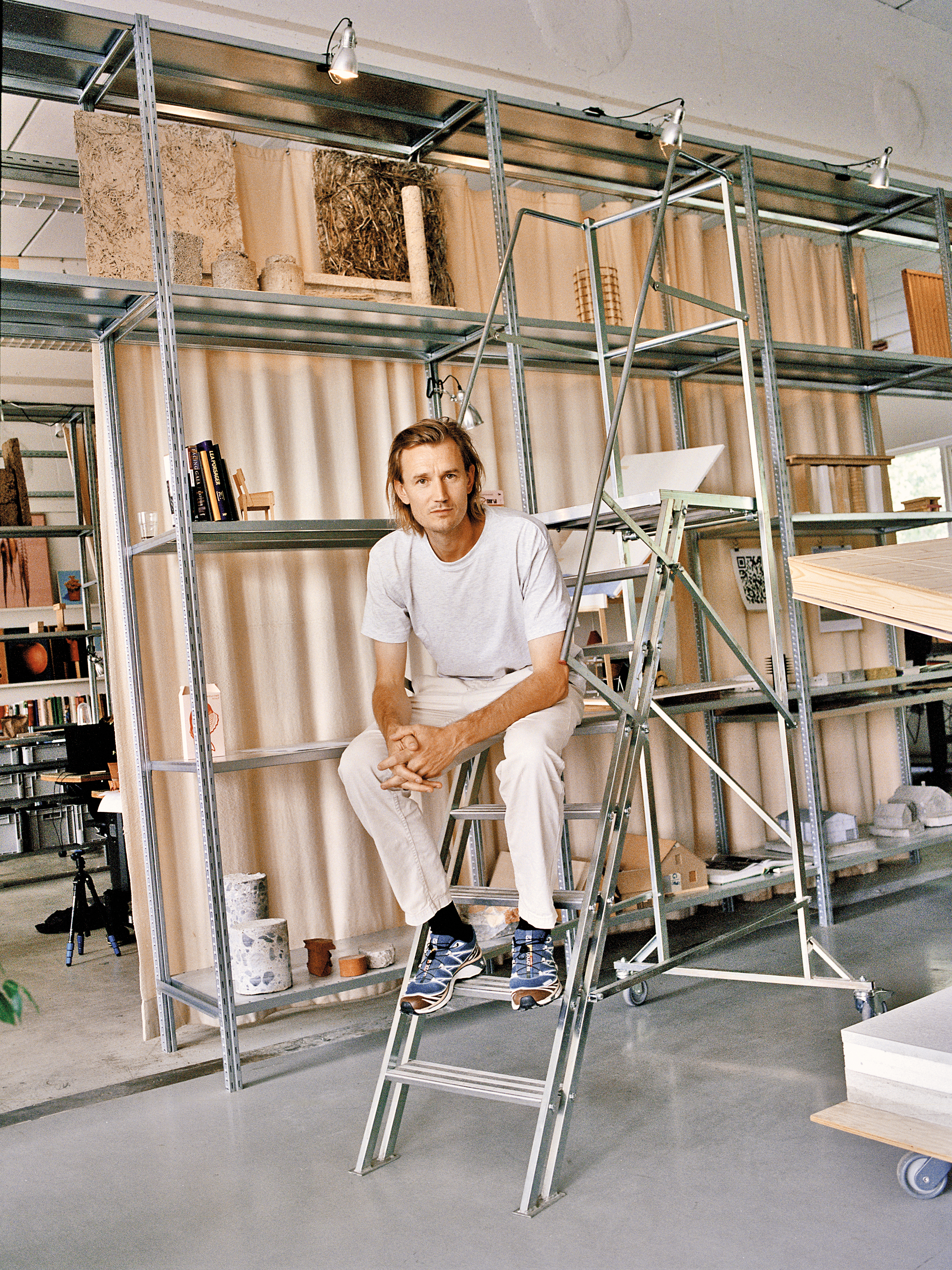 Nach dem Abschluss 2014 machte sich Søren Pihlmann mit Kim Lenschow in Kopenhagen selbstständig. 2021 gründete er sein eigenes Büro Pihlmann Architects mit Fokus auf experimentelle Umbaupraxis. Im Rahmen der Architekturbiennale saniert Pihlmann 2025 den Dänischen Pavillon in Venedig unter dem Titel „Build of Site“.