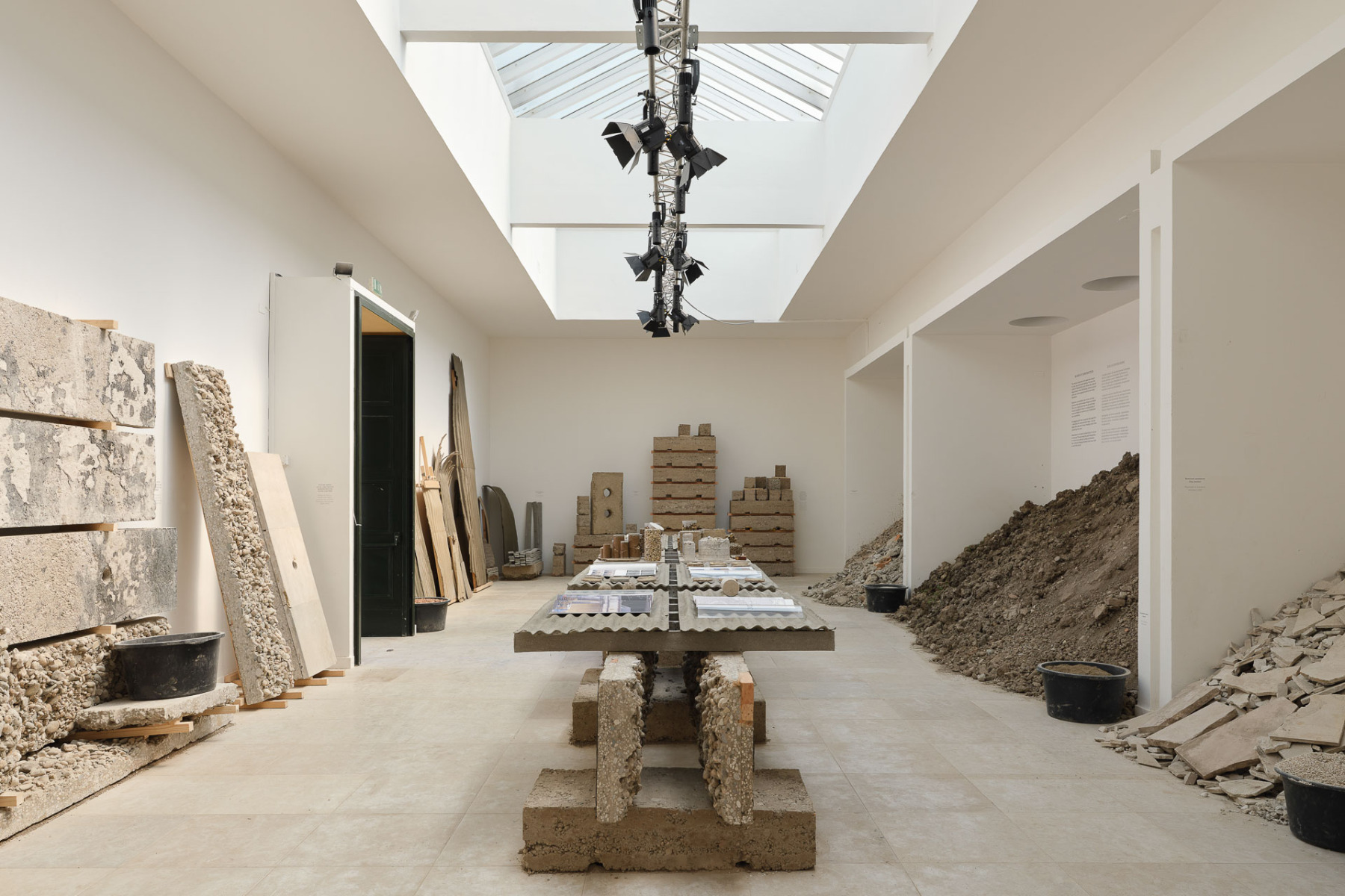 Die Biennale, eine Baustelle?