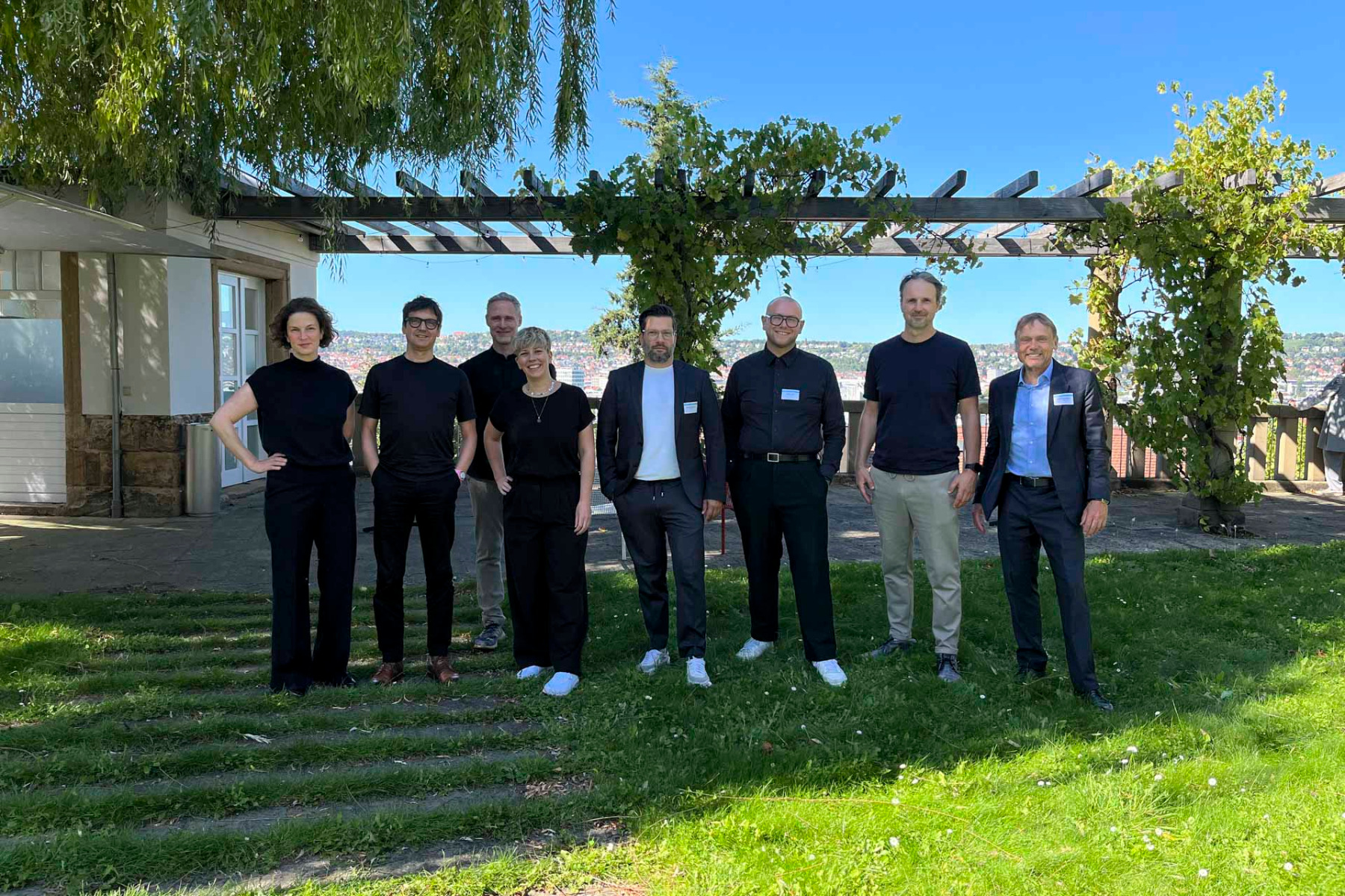 V.l.n.r.: Jeanette Kunsmann (Detail), Andreas Krawczyk (NKBAK), Moritz Groba (Oslotre), Katharina Benz (Hild&K), Andreas Neurohr, Daniel Wolf (Kleusberg), Matthias Schodlok (Adobe Architekten), Frank Kaltenbach (Detail)