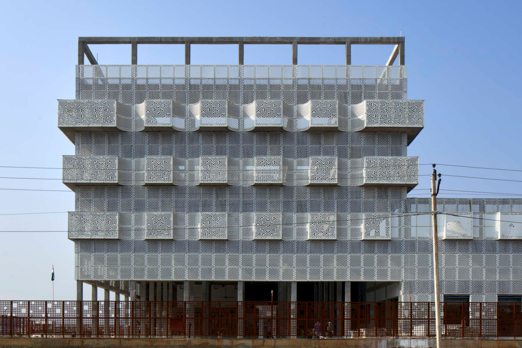 Fassade von The Third Space von Studio Saar