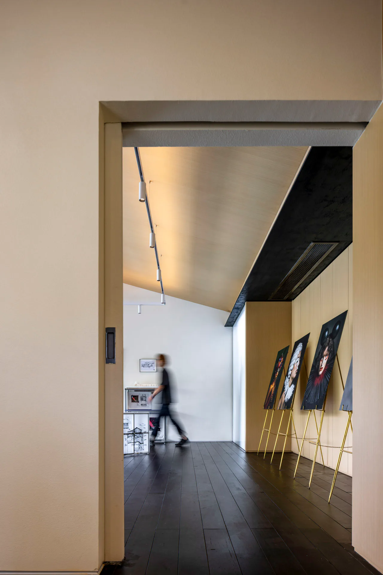 The Lake House: Life Experience Pavilion, Gallerie