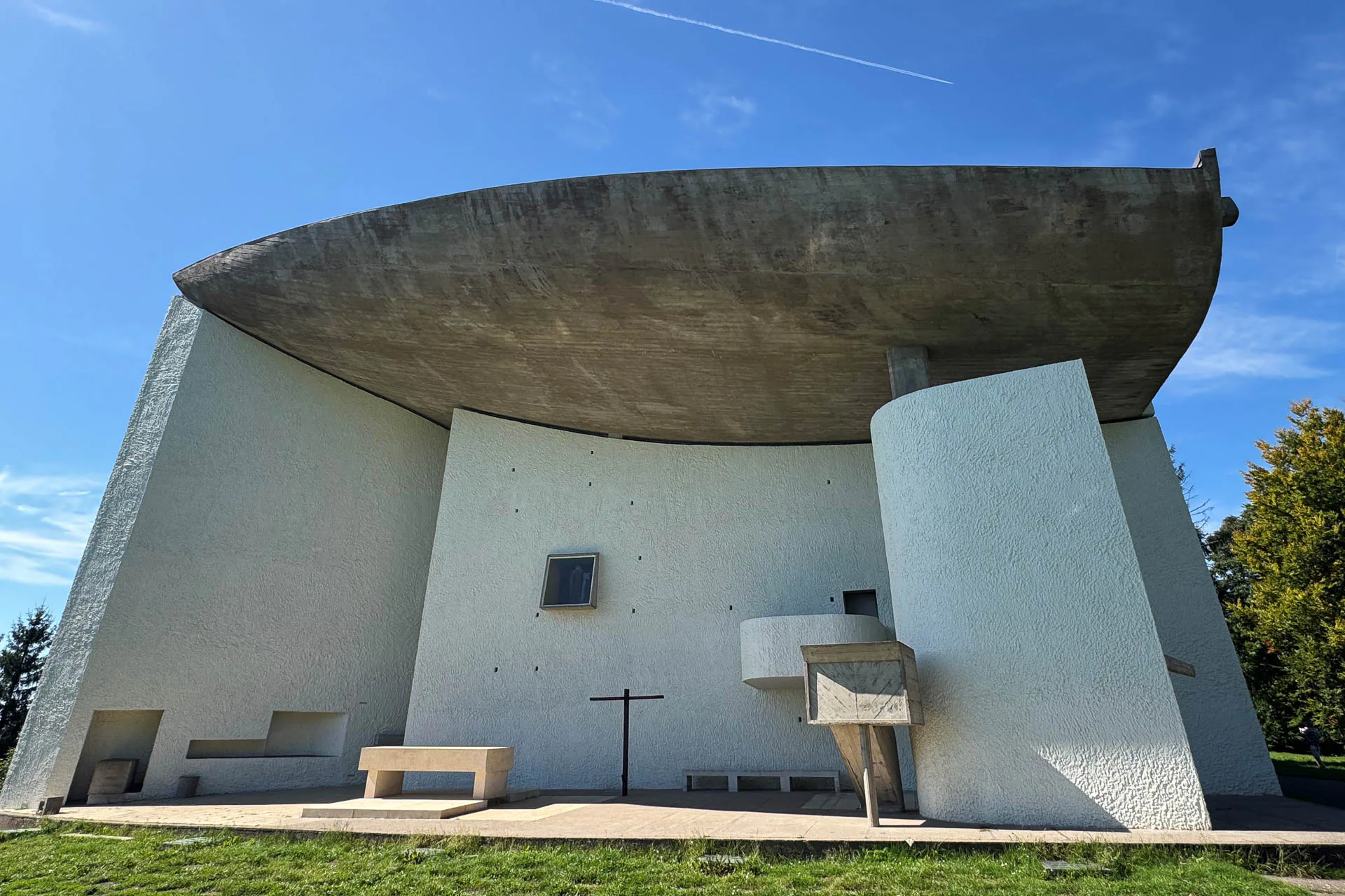 Notre-Dame-du-Haut de Ronchamp von Le Corbusier